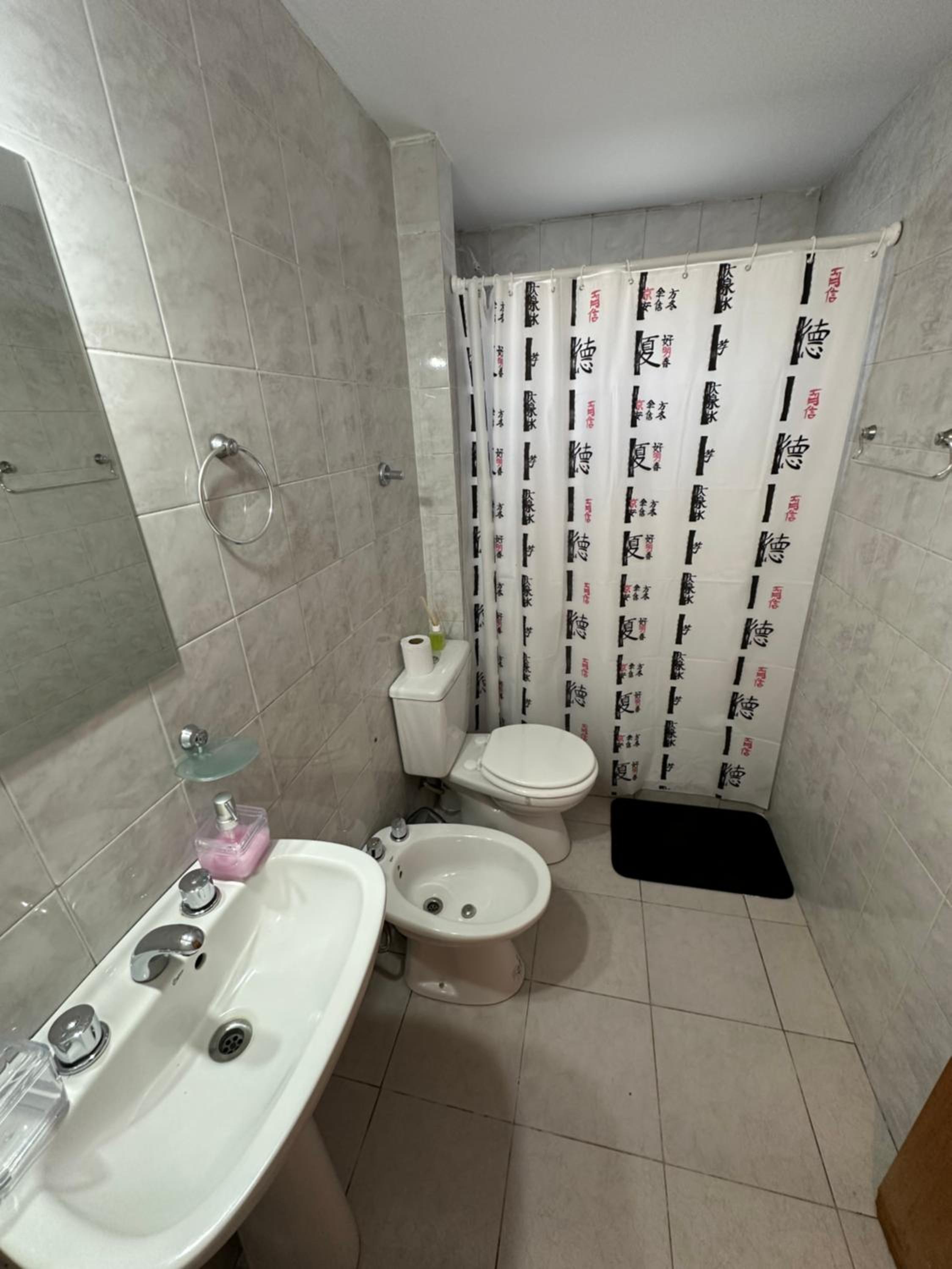 One-Bedroom Standard Apartment photo 3