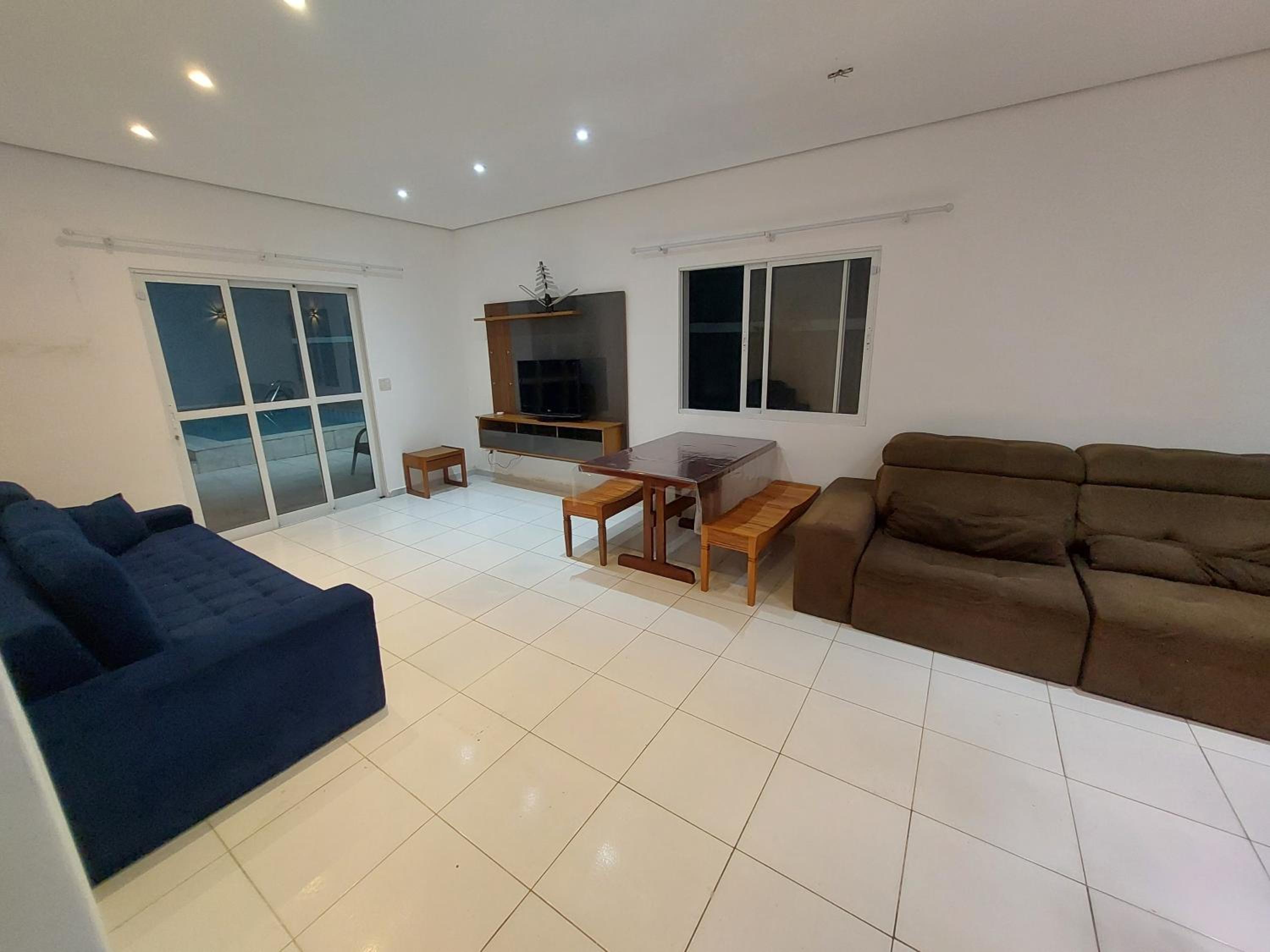 Four-Bedroom House photo 1