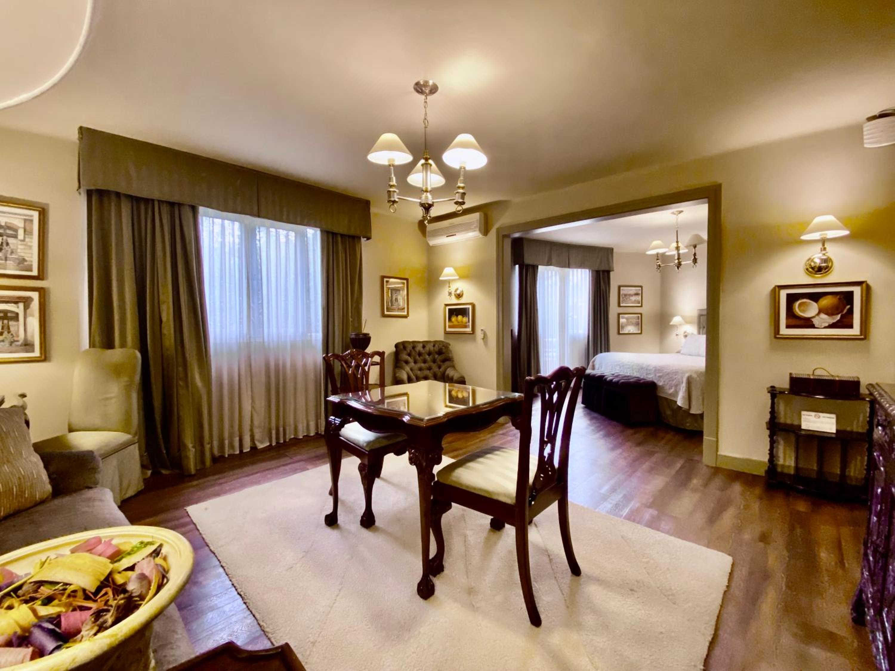 Suite 4