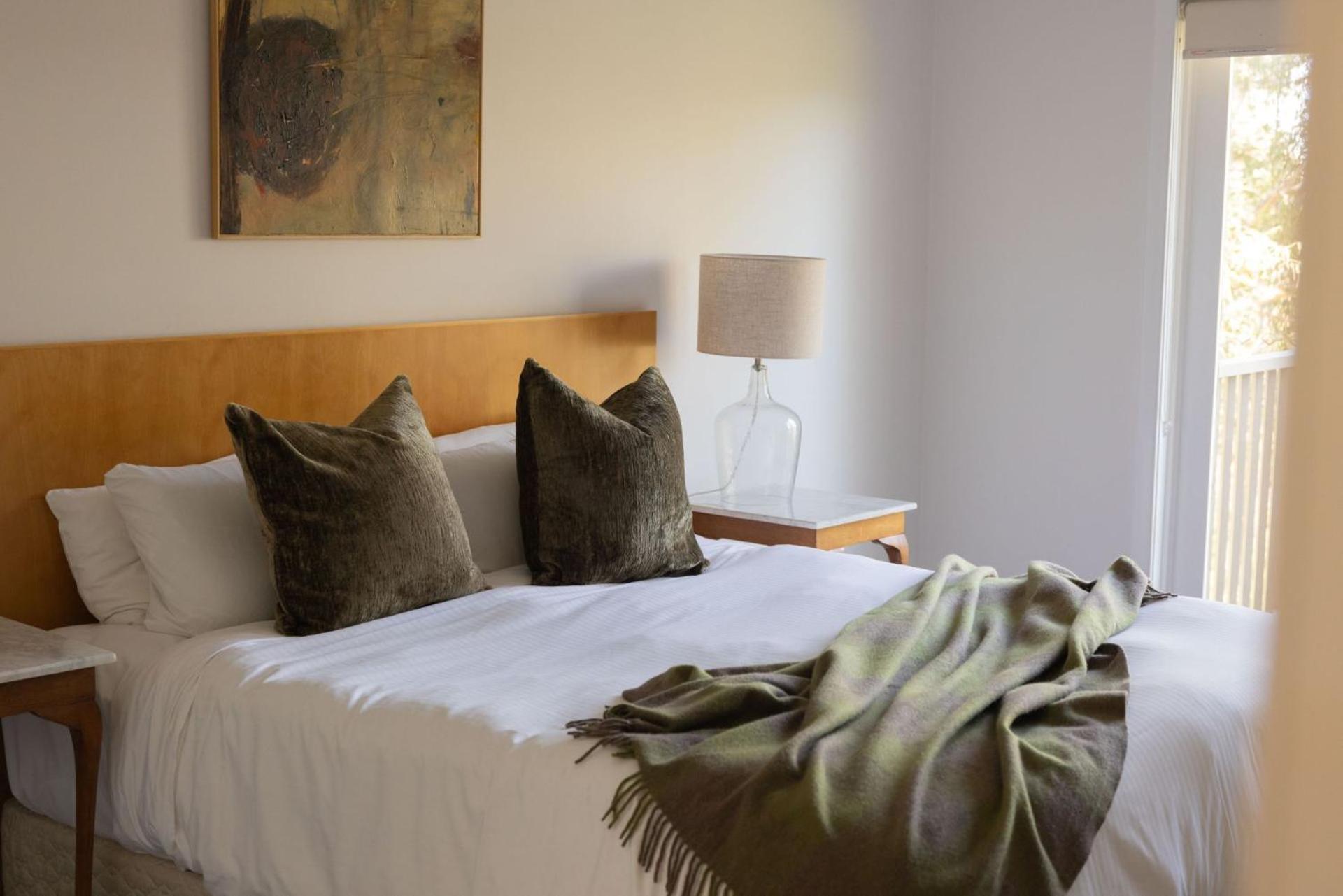 Three-Bedroom Villa - Photo 16