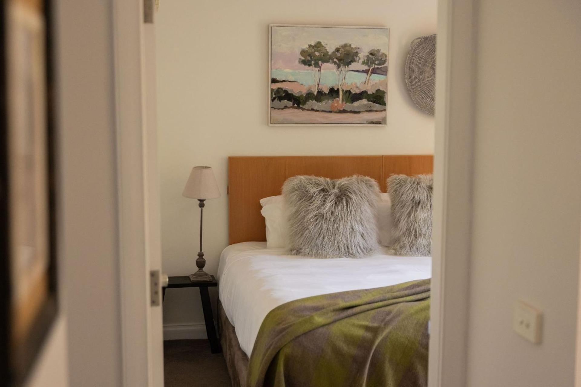 Three-Bedroom Villa - Photo 15