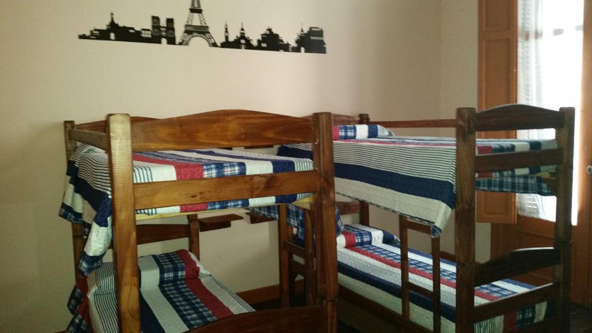 Bed in 6-Bed Mixed Dormitory Room photo 2