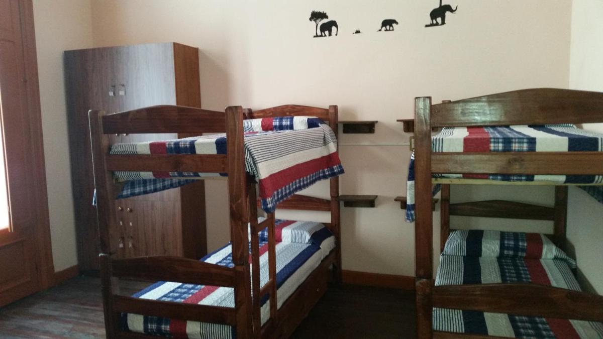 Bed in 6-Bed Female Dormitory Room photo 1