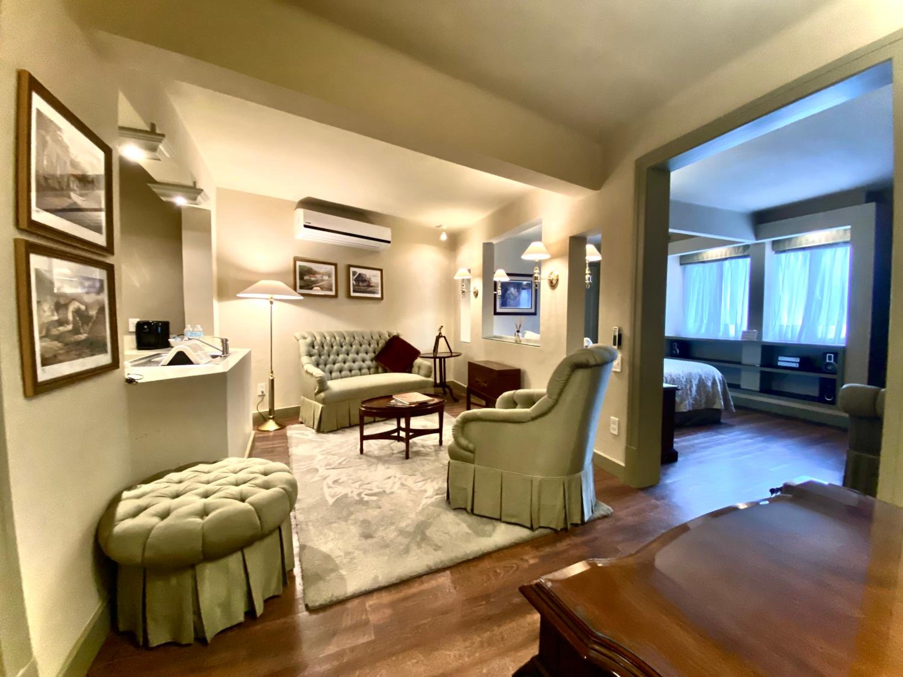 Suite 6