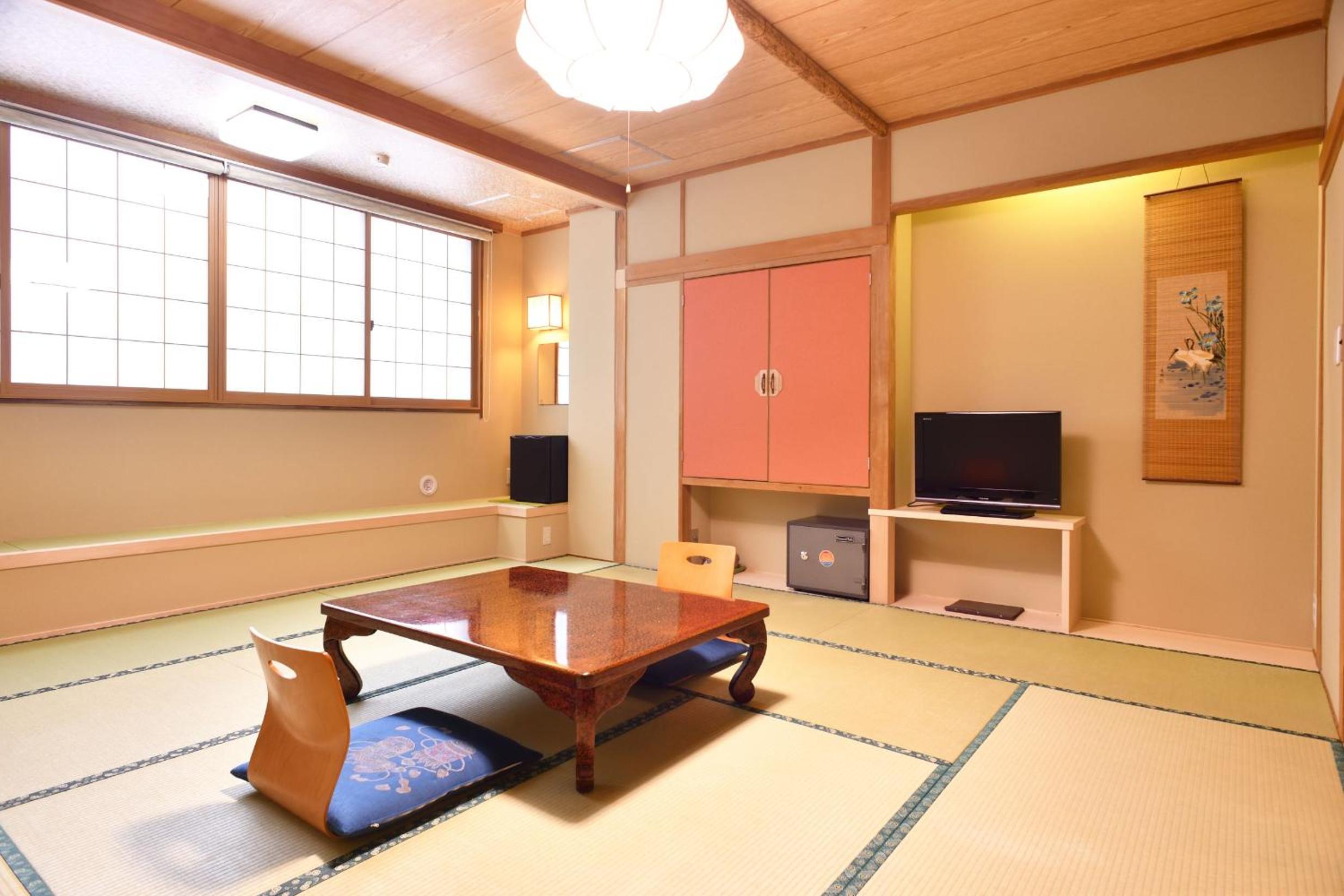 Japanese-Style Room with Shared Bathroom - Non-Smoking photo 1