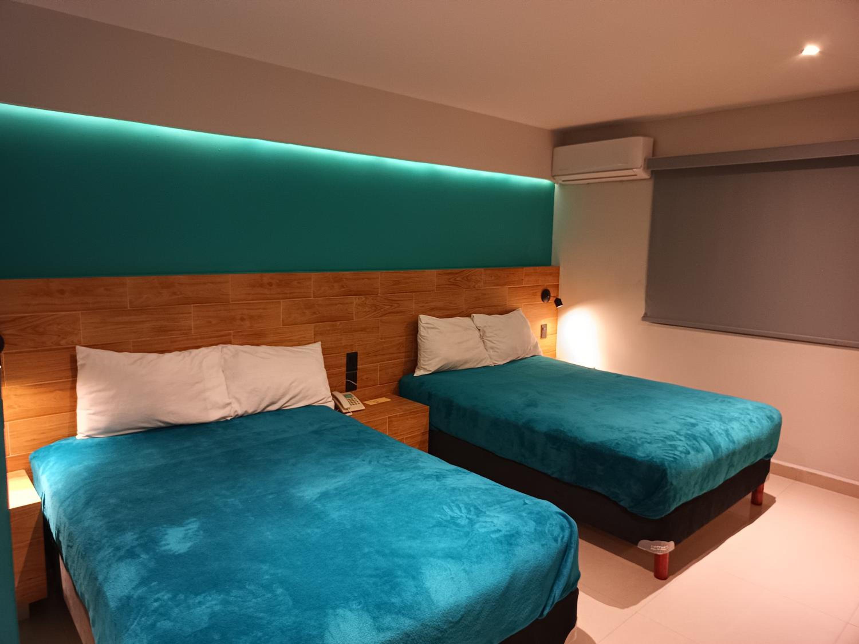 Standard Double Room - Photo 19