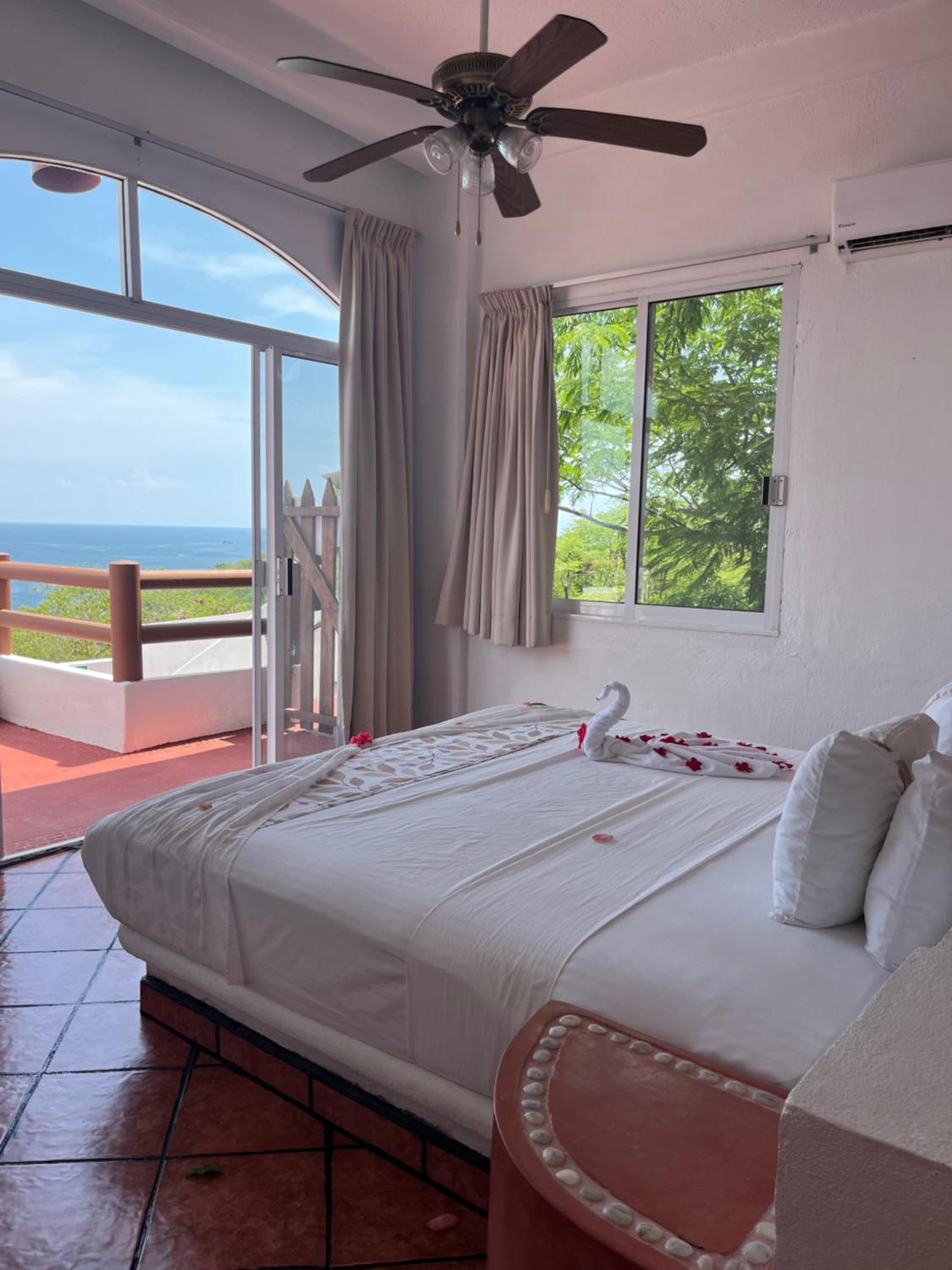 Apartment with Sea View - Photo 1