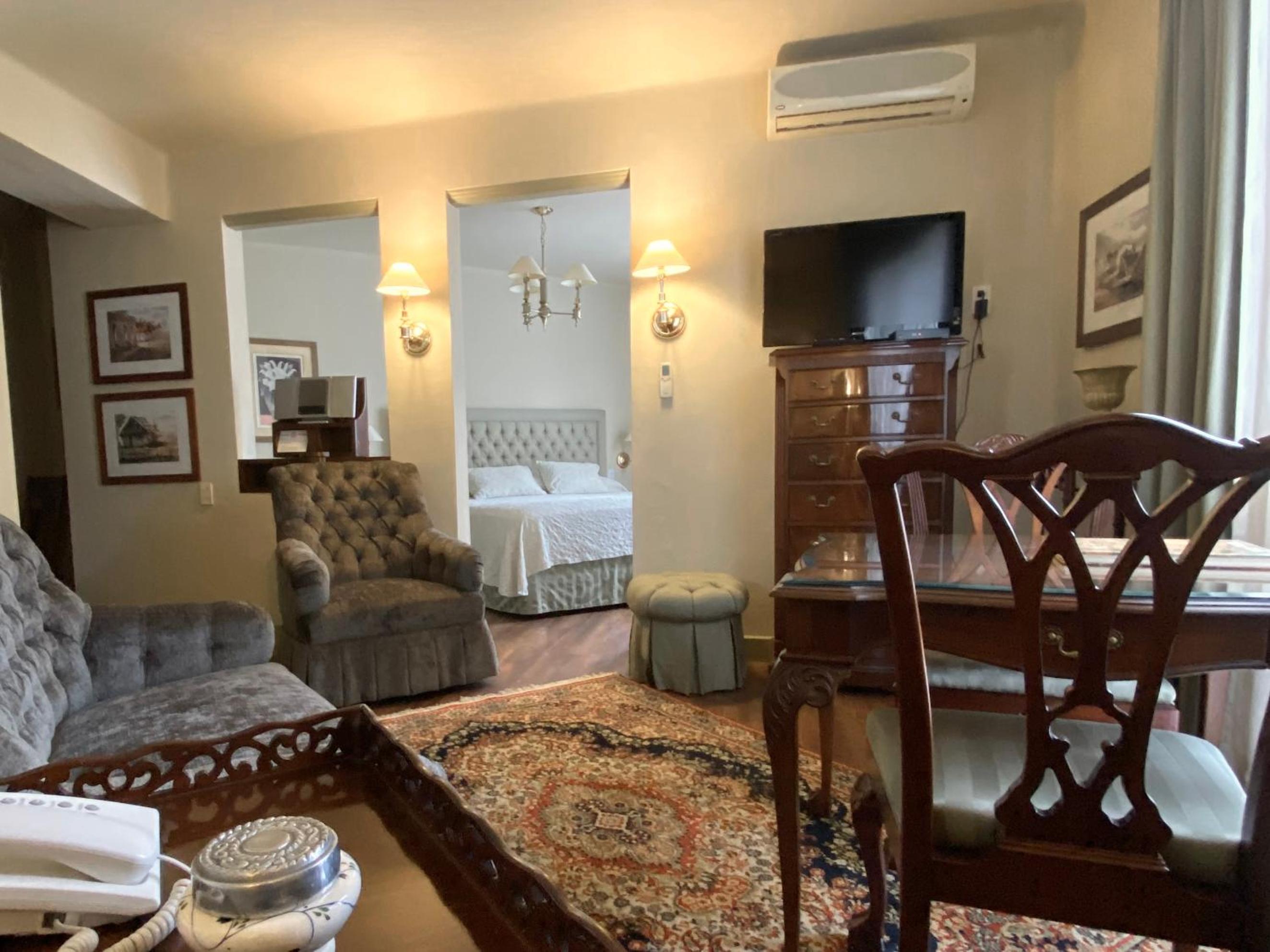 Suite 3
