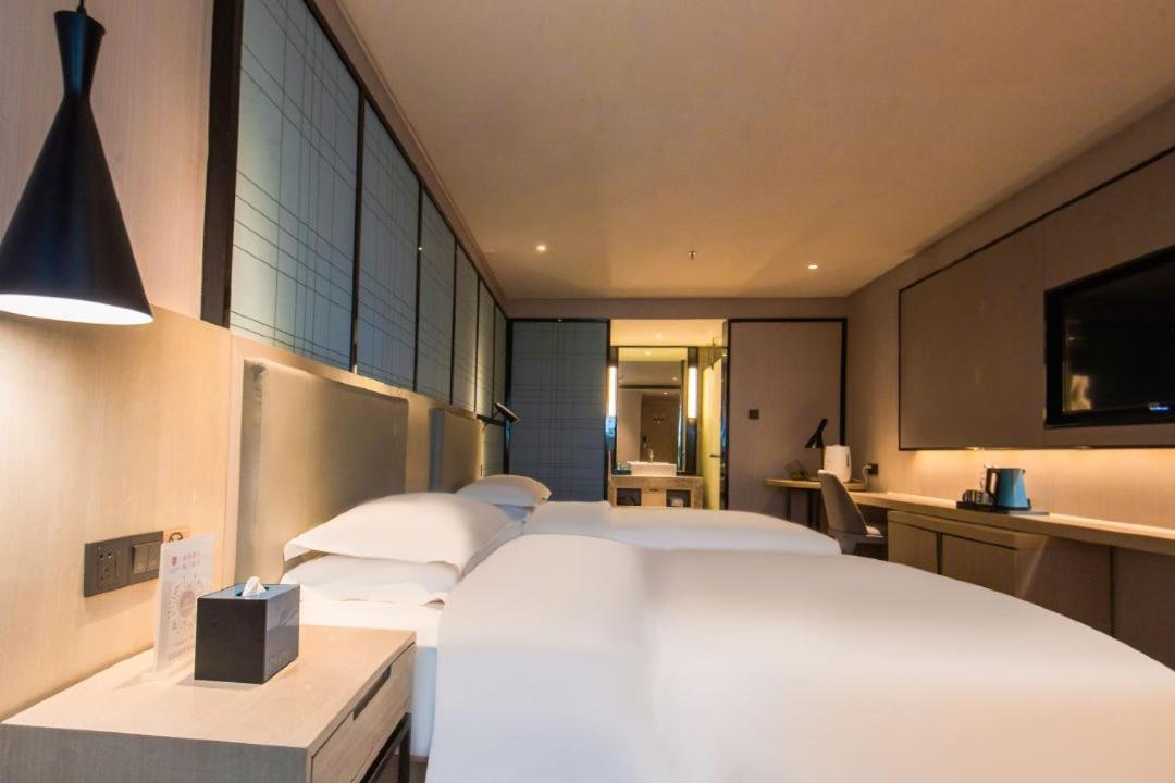 Deluxe Twin Room photo 3