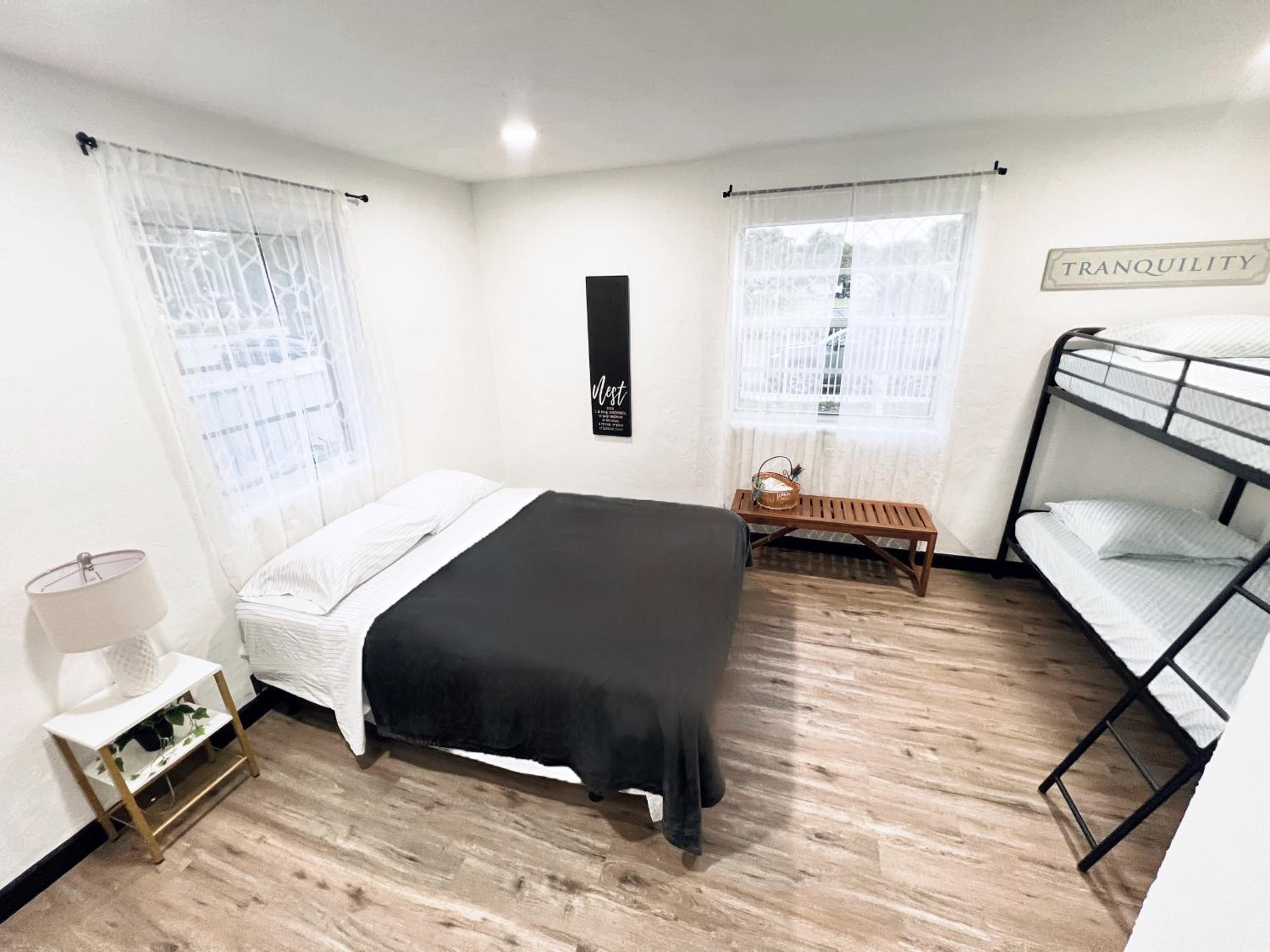 Two-Bedroom House photo 3