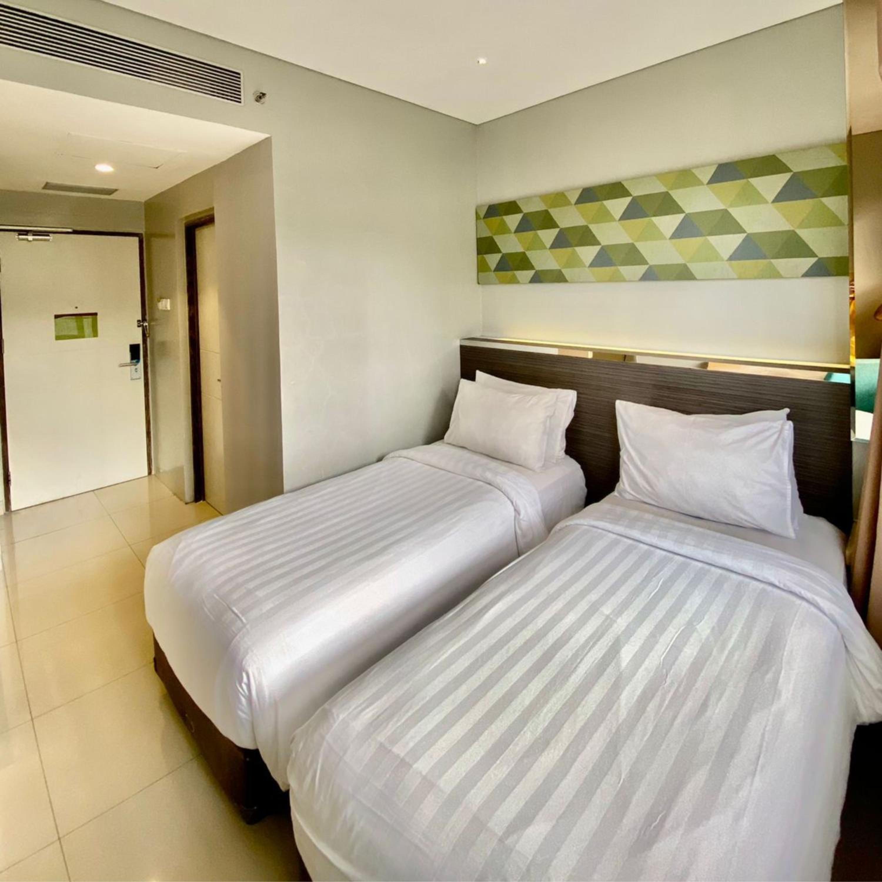 Deluxe Twin Room - Photo 7