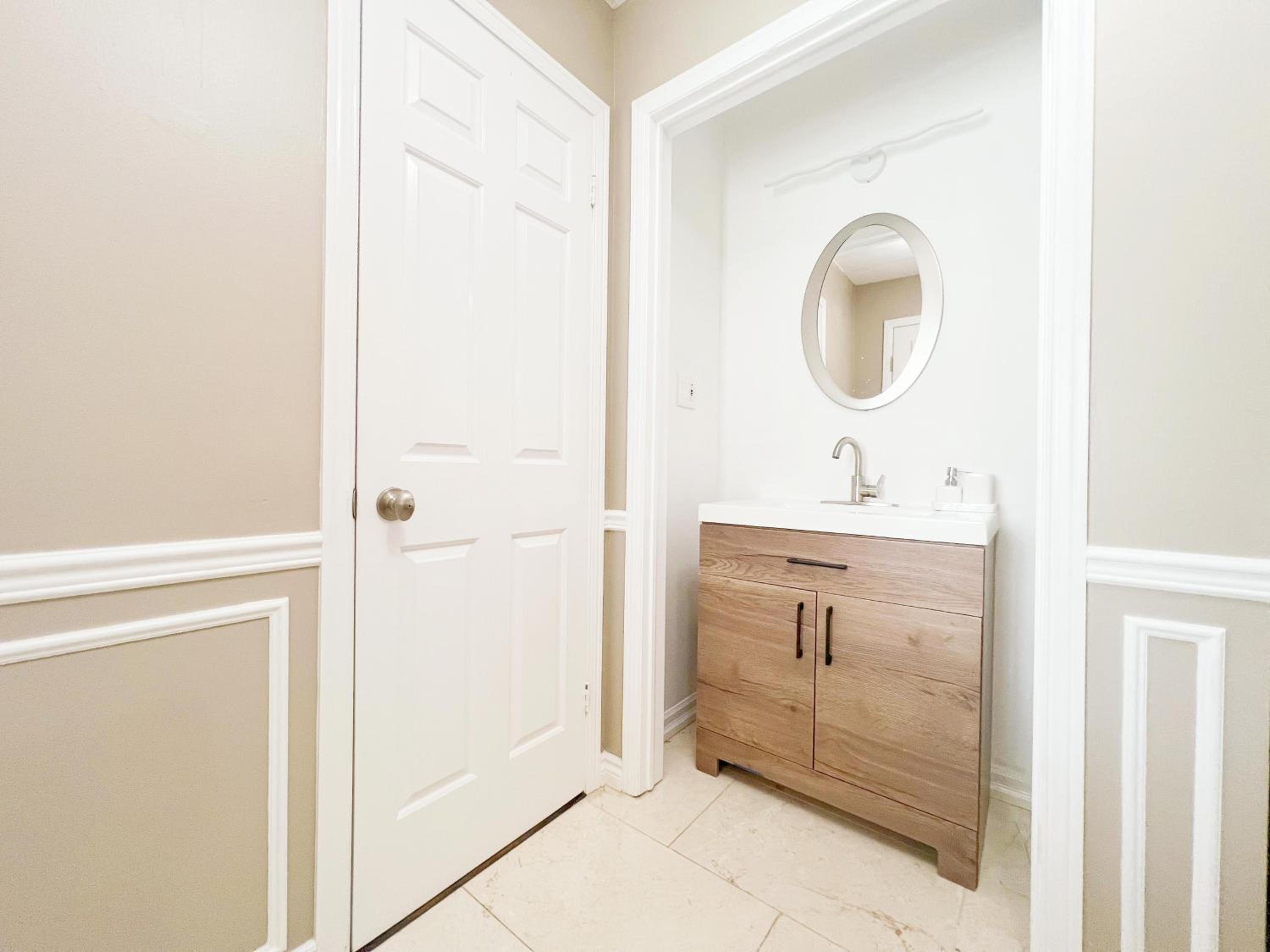 Double Room With Shared Bathroom photo 2