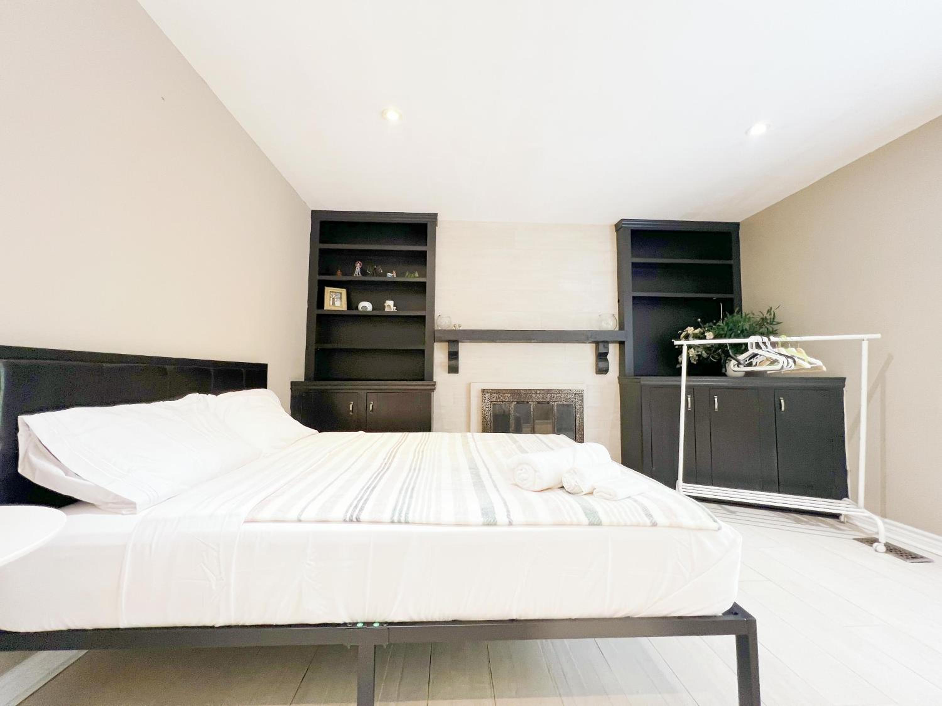 Double Room With Shared Bathroom photo 1