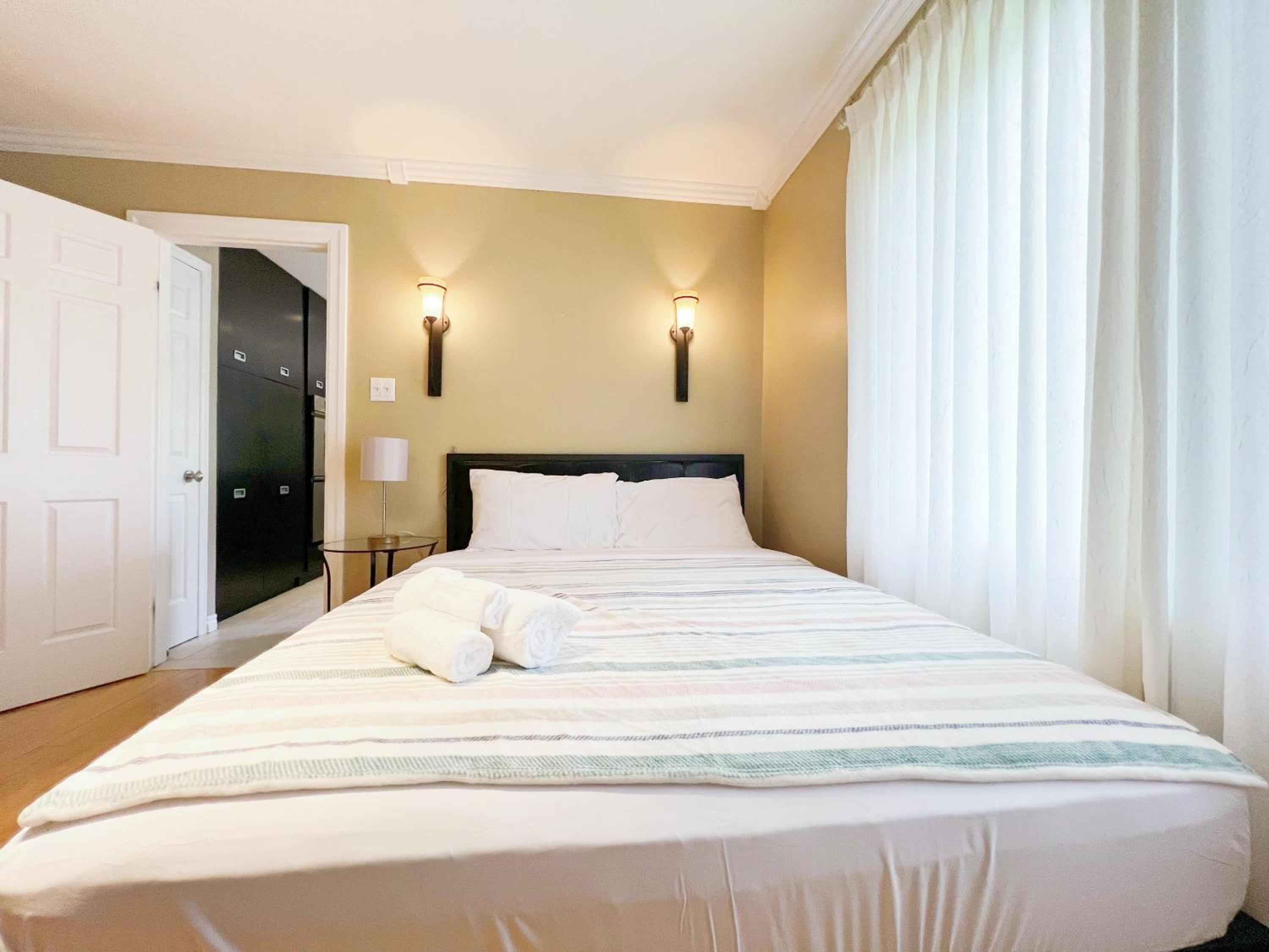 Double Room With Shared Bathroom photo 1