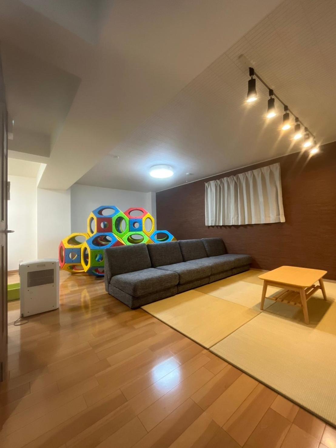 Apartment photo 2