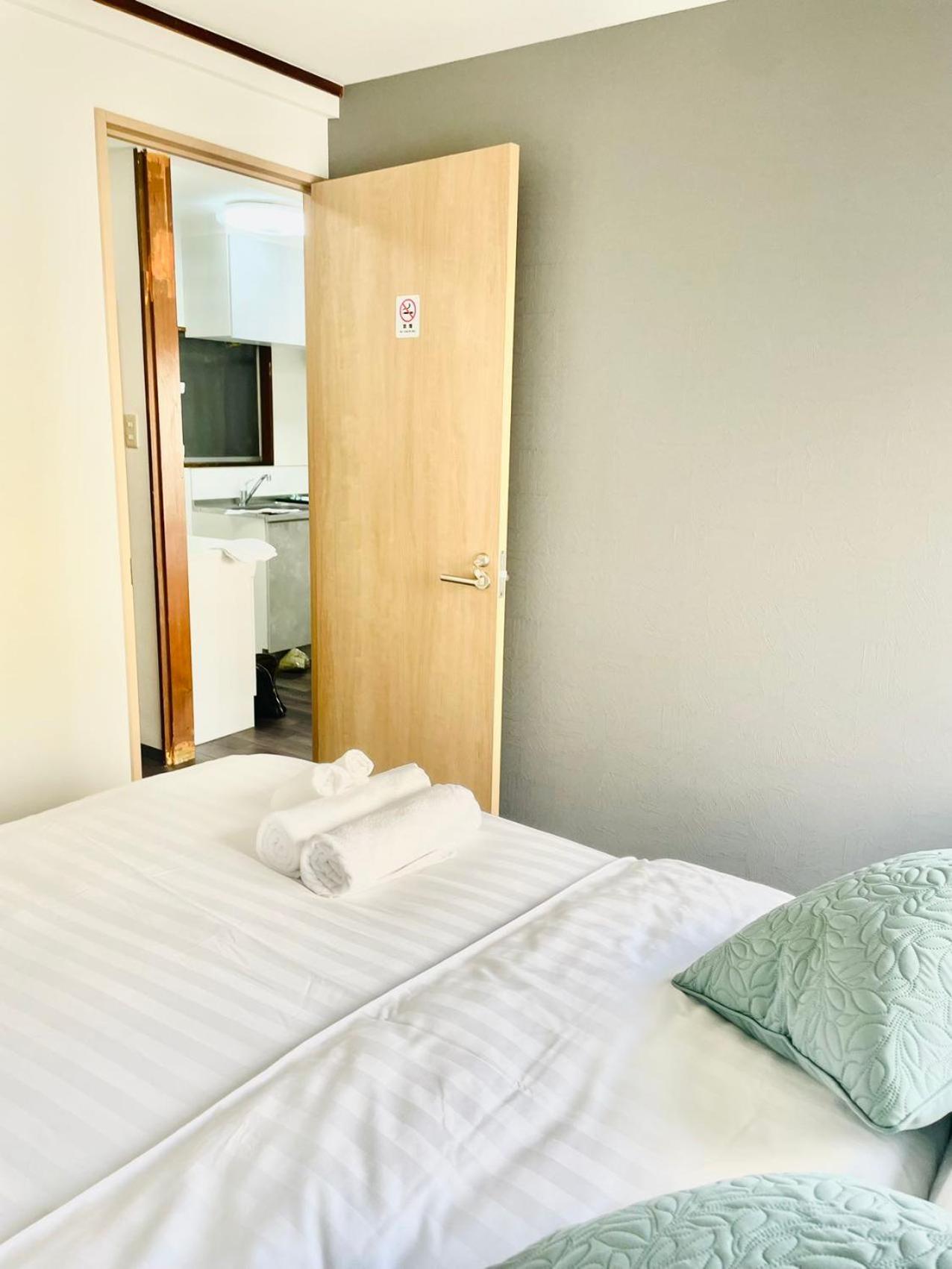 Standard Double Room with Two Double Beds photo 2