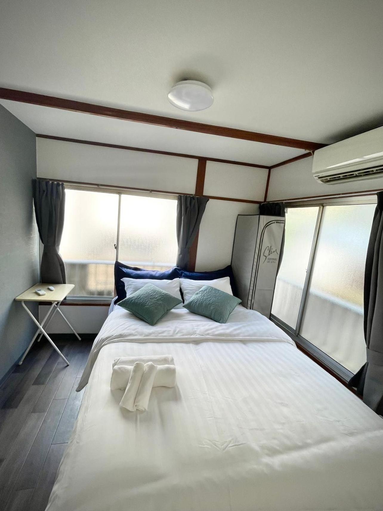 Standard Double Room with Two Double Beds photo 1