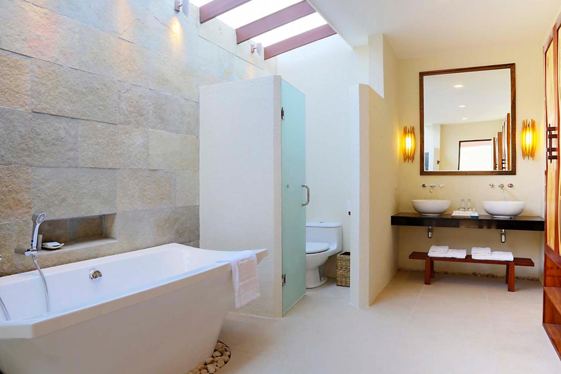 Two-Bedroom Villa with Private Pool - Photo 4