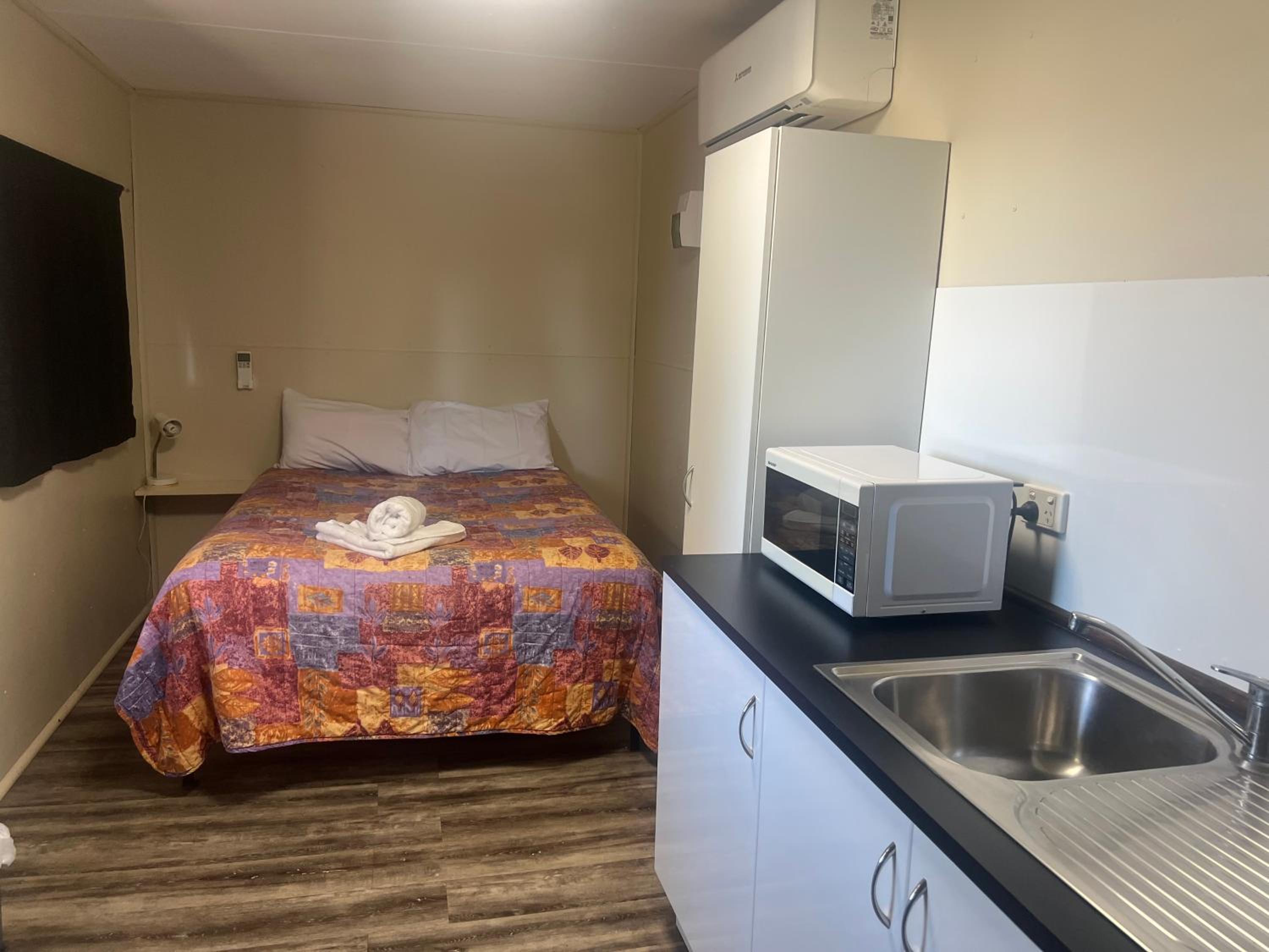Standard Cabin (AMENITIES SEPARATE) photo 1