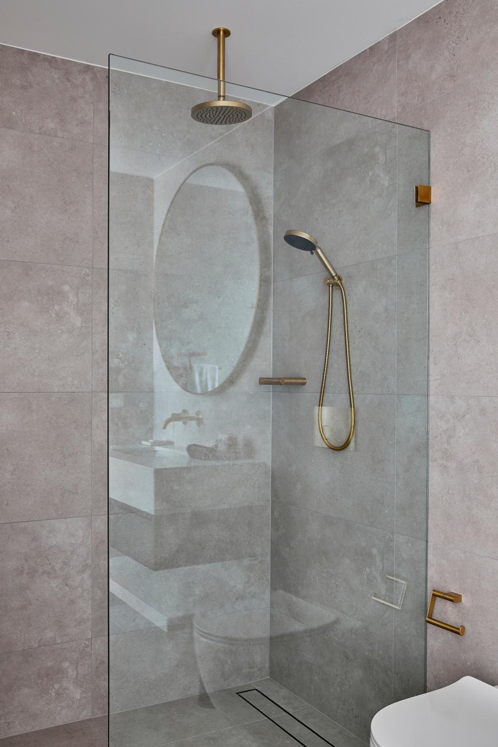 Standard One-Bedroom Suite - Photo 4