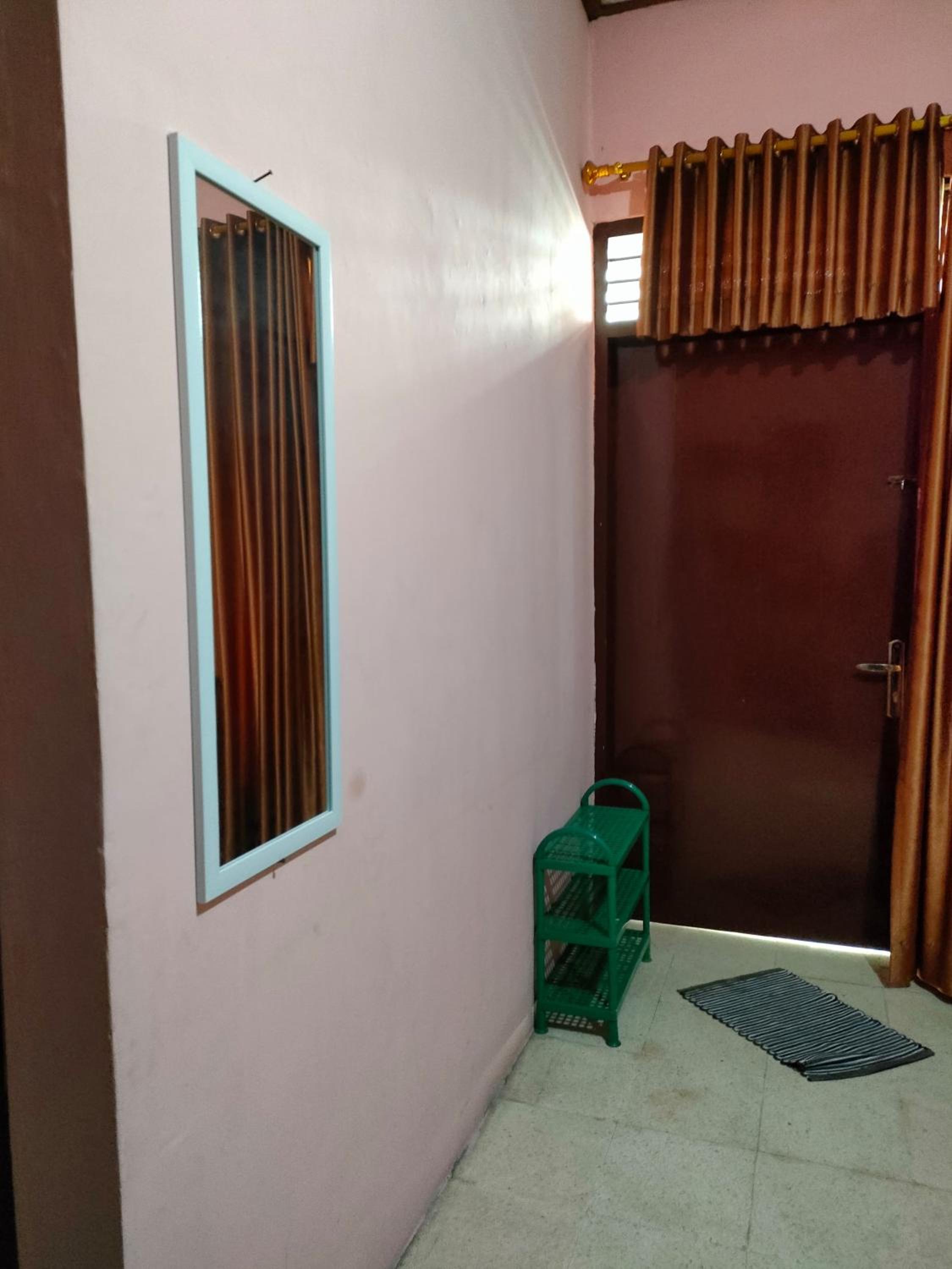 One-Bedroom House photo 3