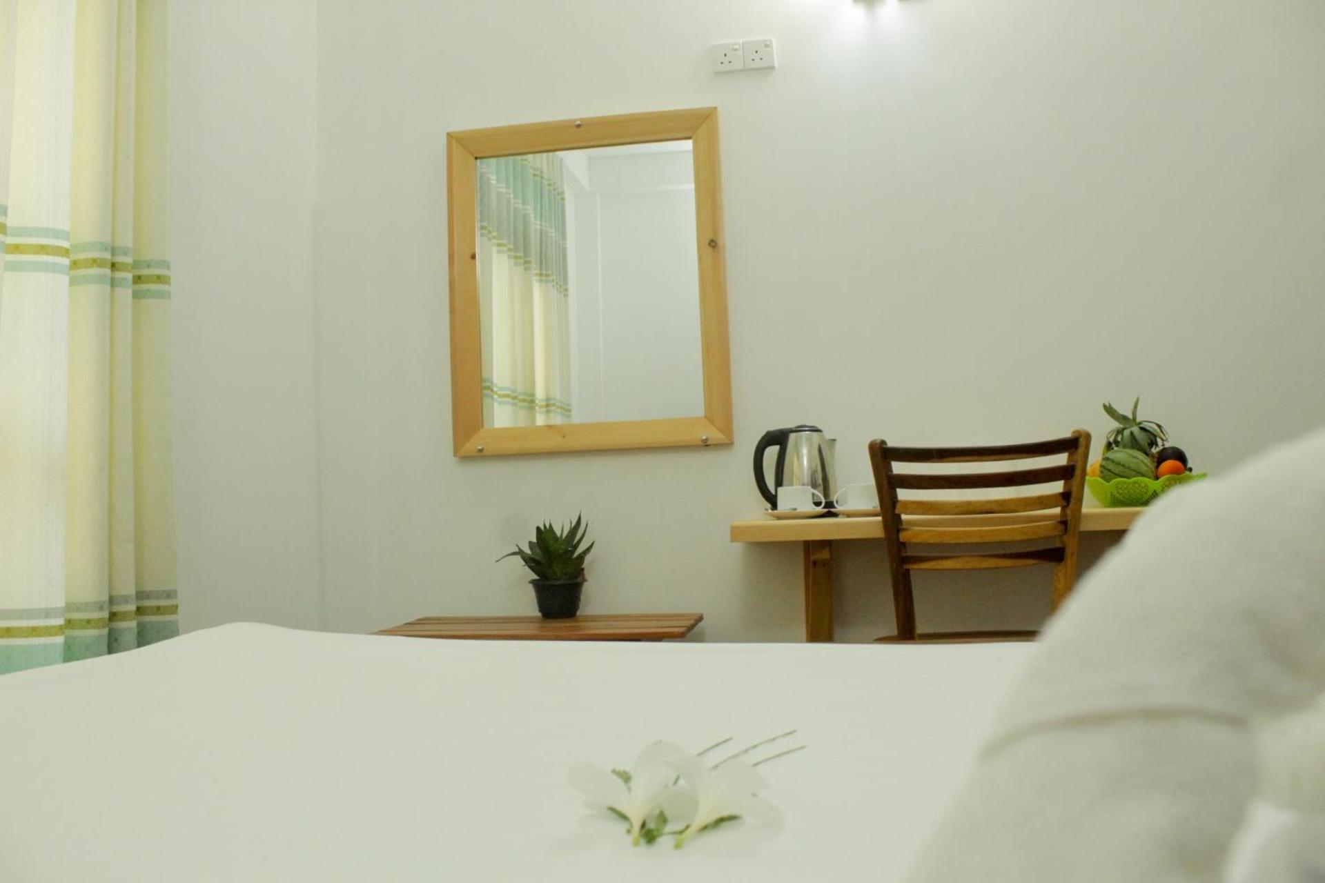 Deluxe Double Room (2 Adults + 1 Child) photo 1
