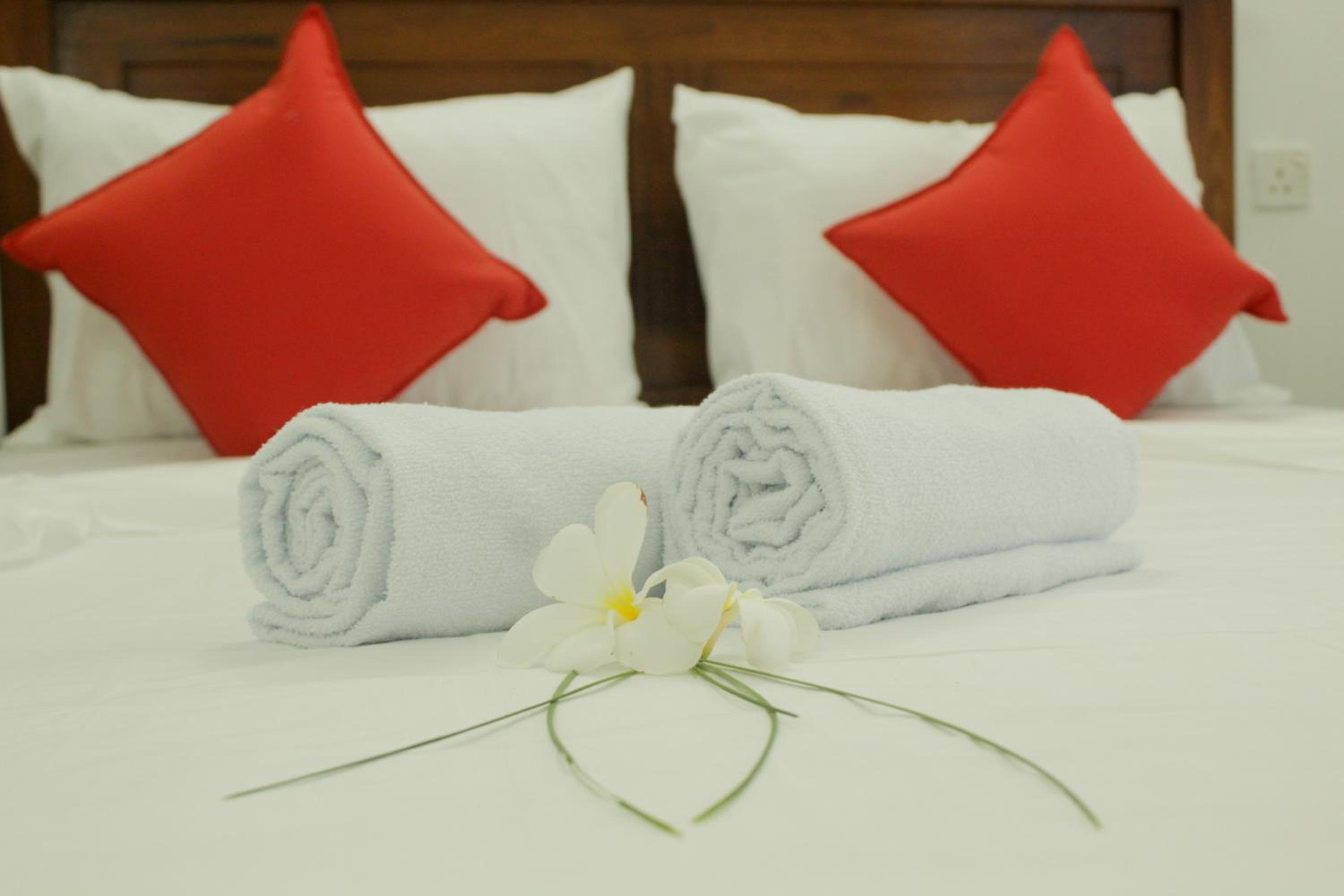 Deluxe Double Room (2 Adults + 1 Child) photo 1