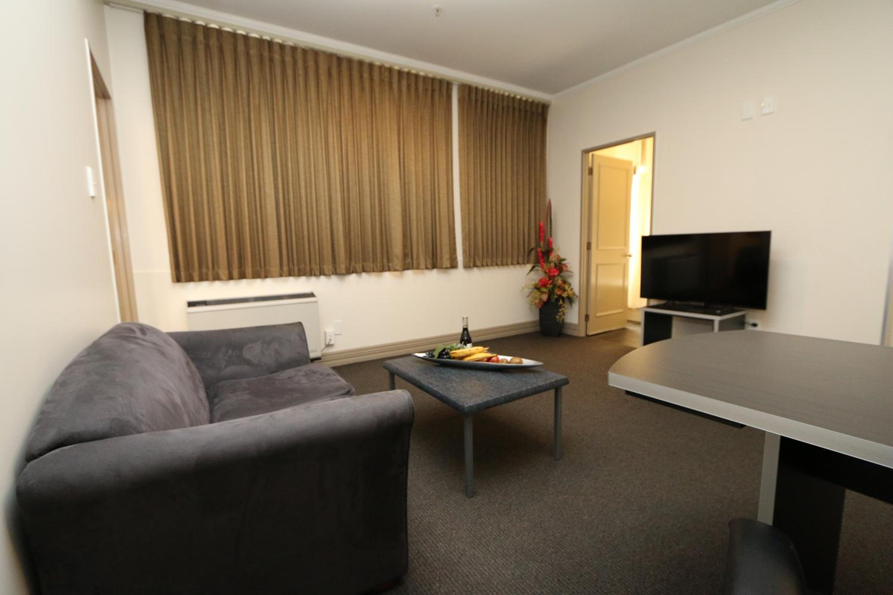 1 Bedroom Apartment - Photo 9