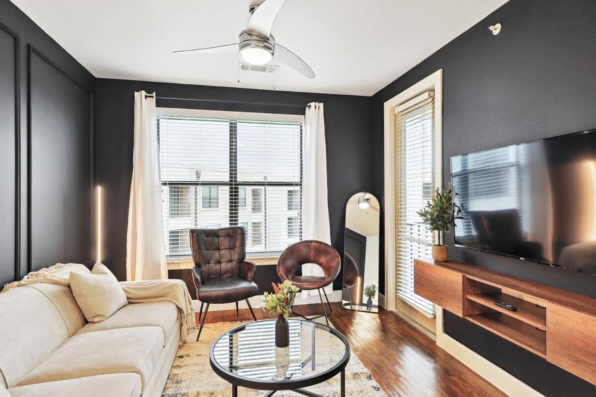 Apartment photo 1