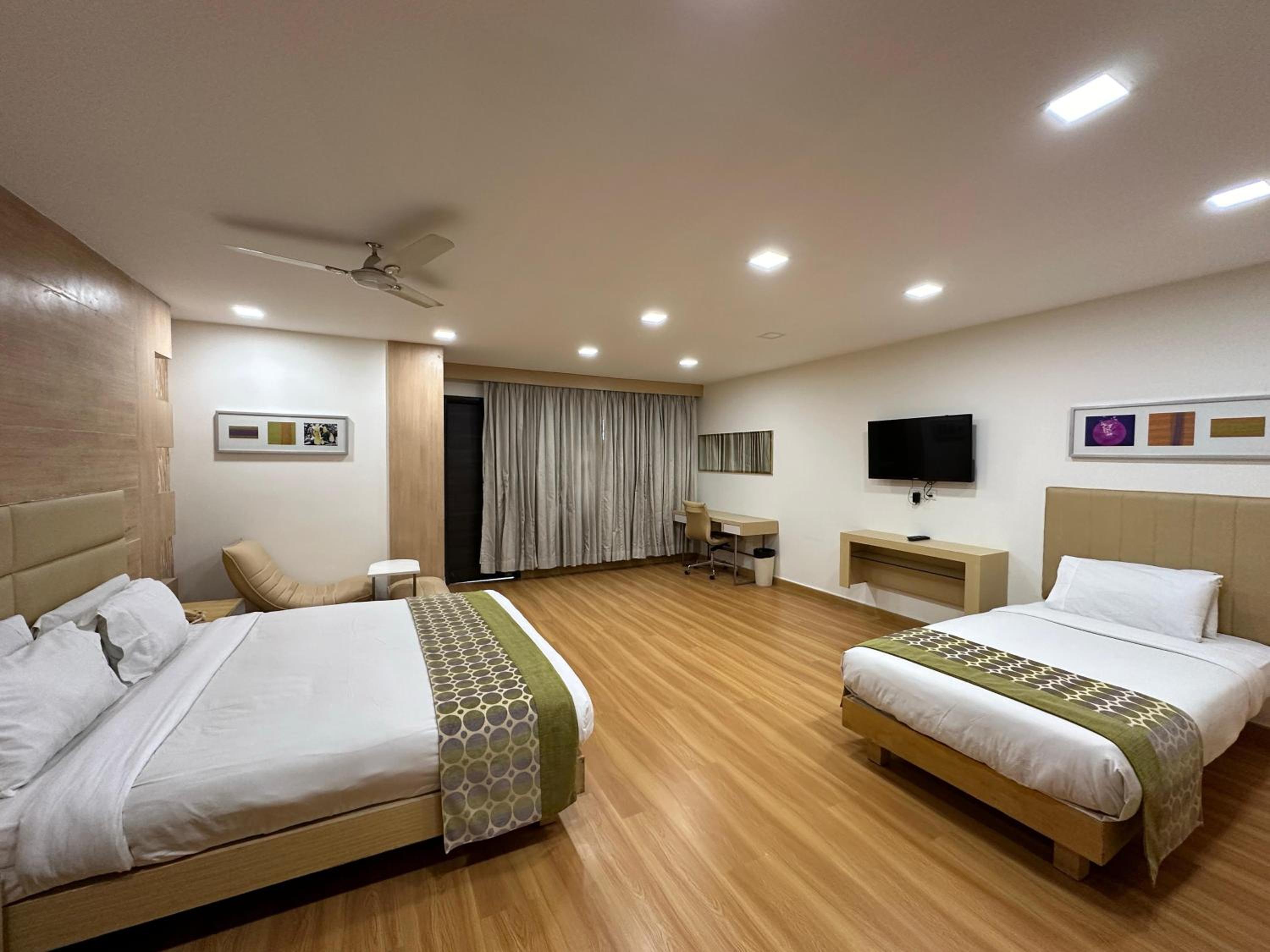 King Suite photo 3