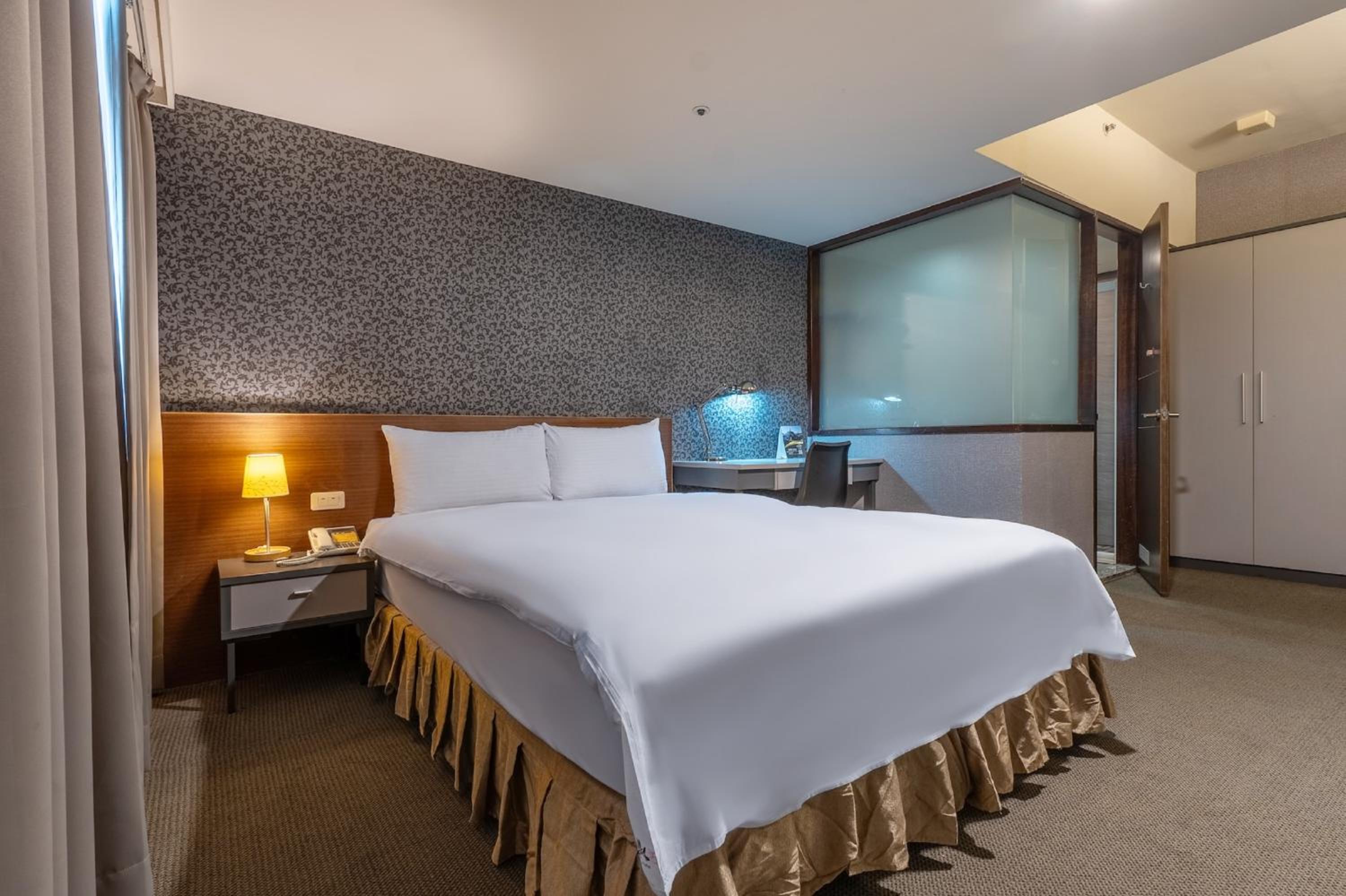 Business Double Room photo 3