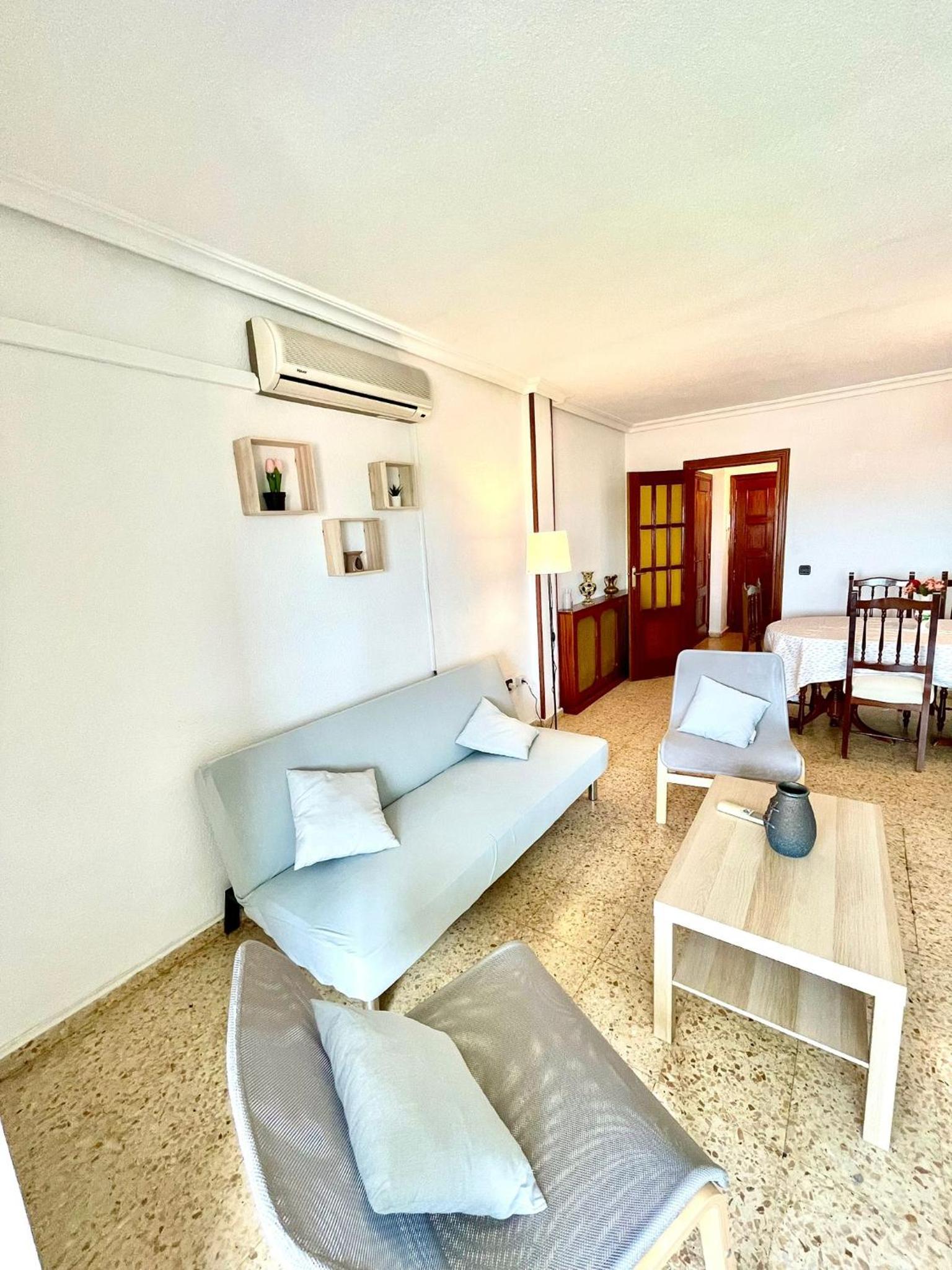 Apartamento de tres habitaciones con vista