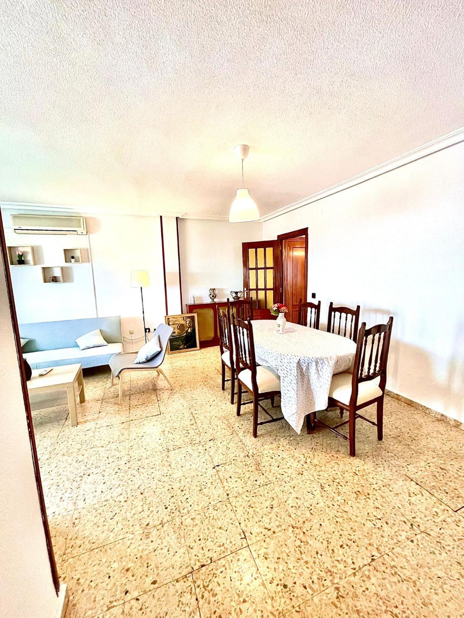 Three-Bedroom Apartment with View photo 2