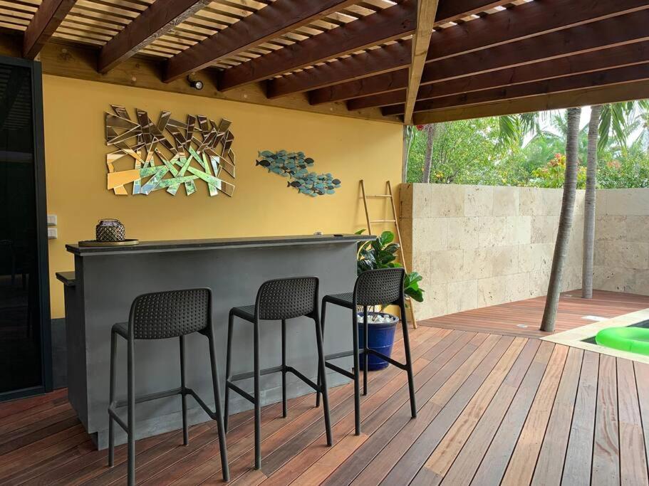 Villa photo 2