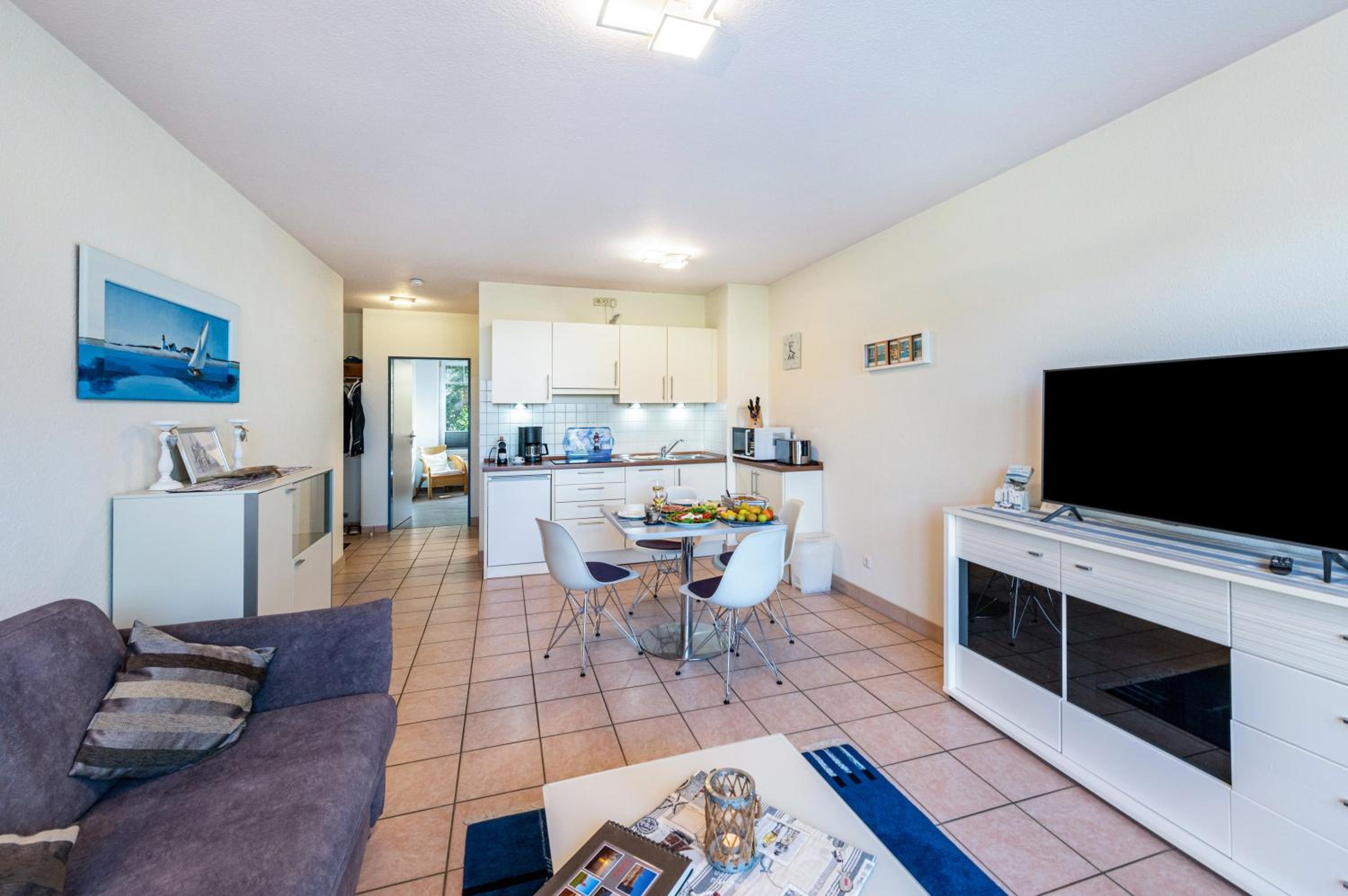 Superior One-Bedroom Apartment with Balcony