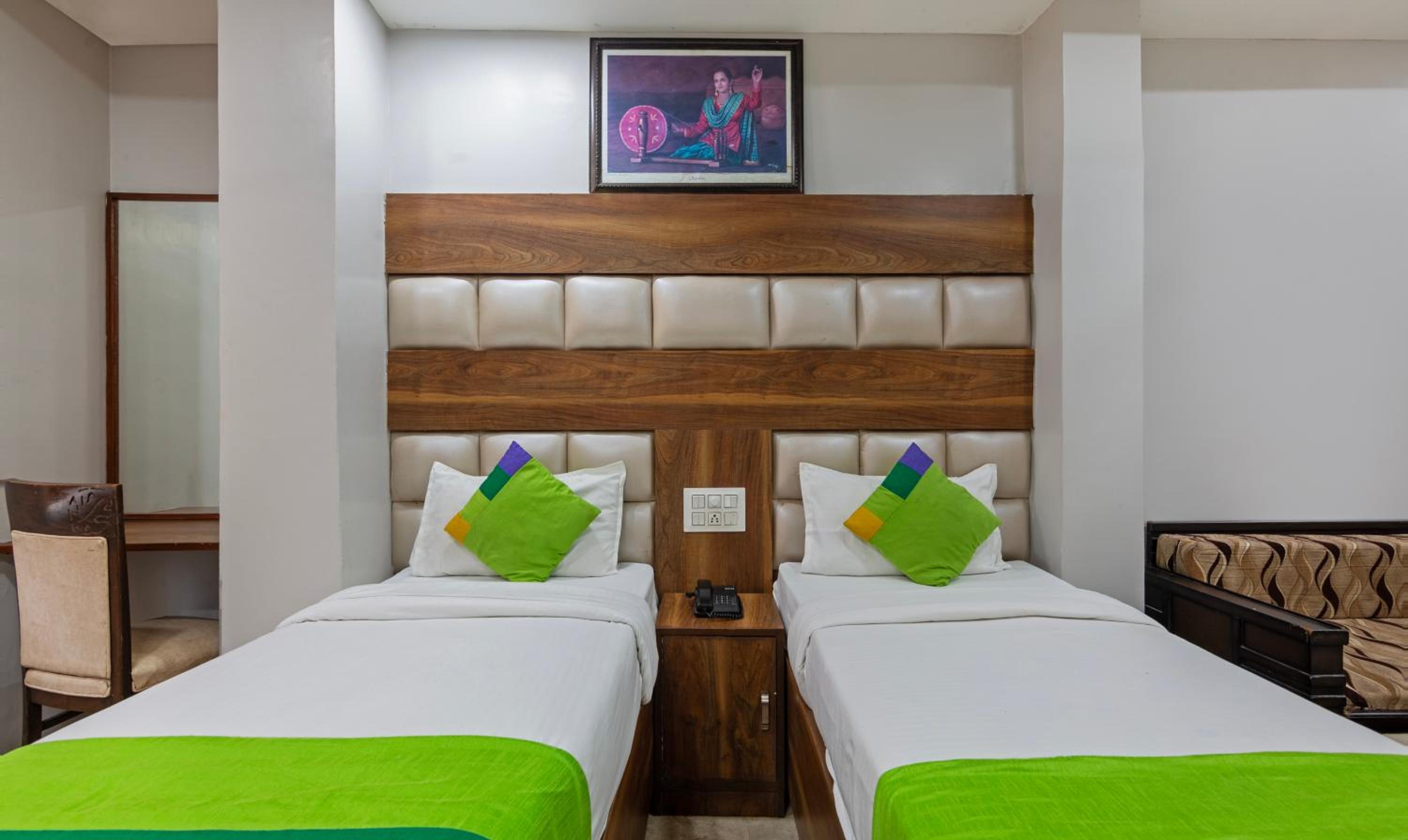 Deluxe Double Room - Photo 2