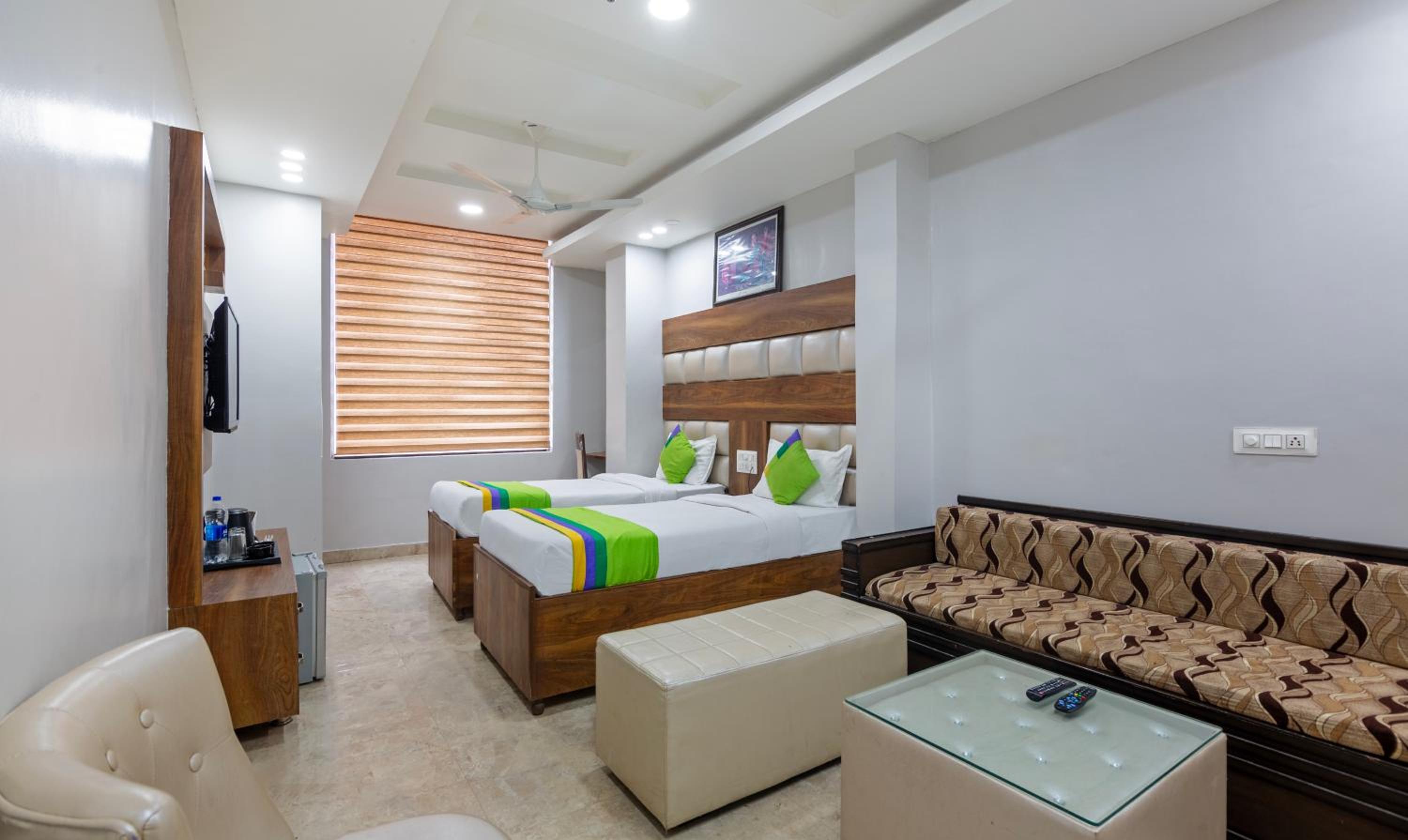 Deluxe Double Room - Photo 1