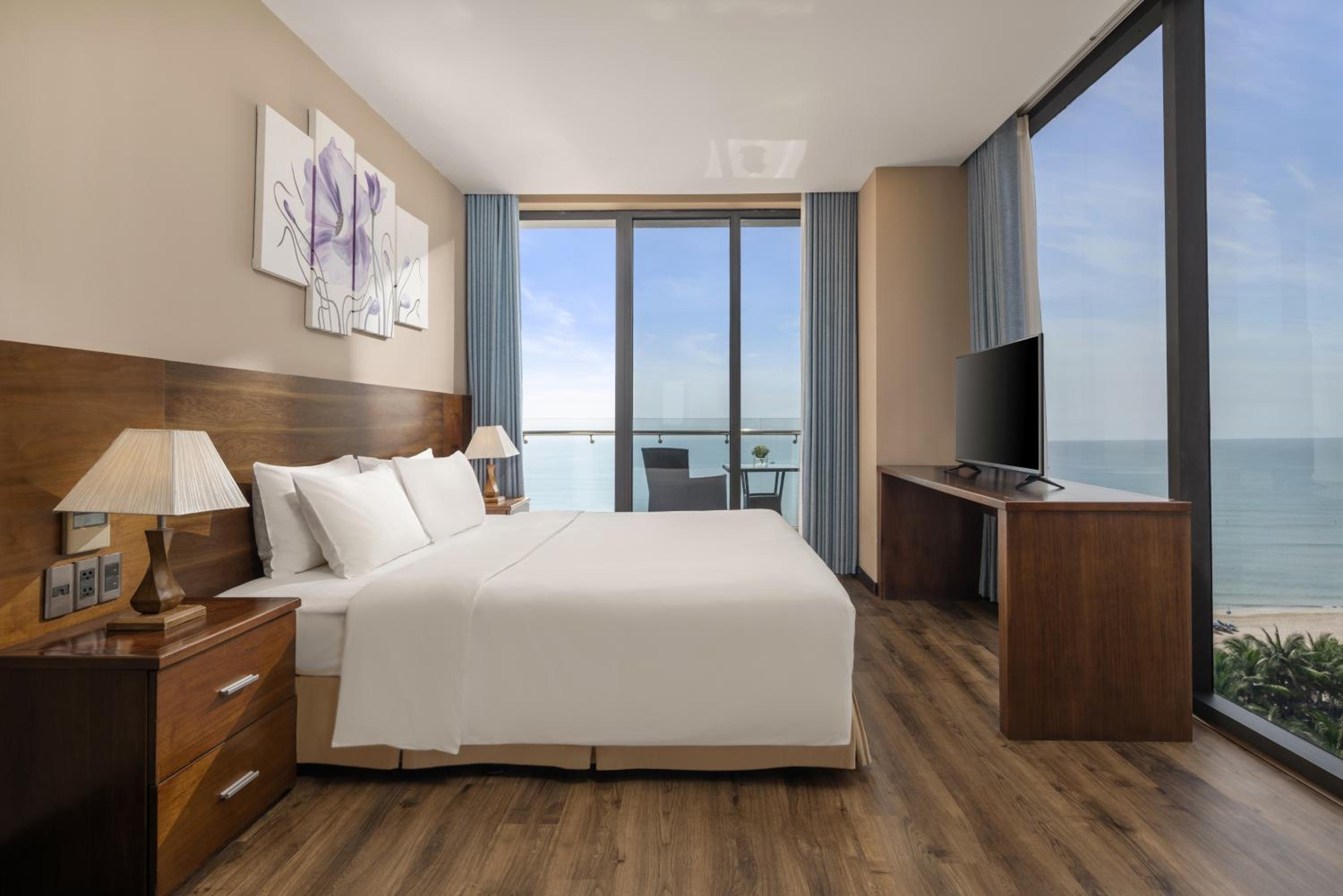 Two-Bedroom Apartment Residence Ocean View with Balcony, photo 6