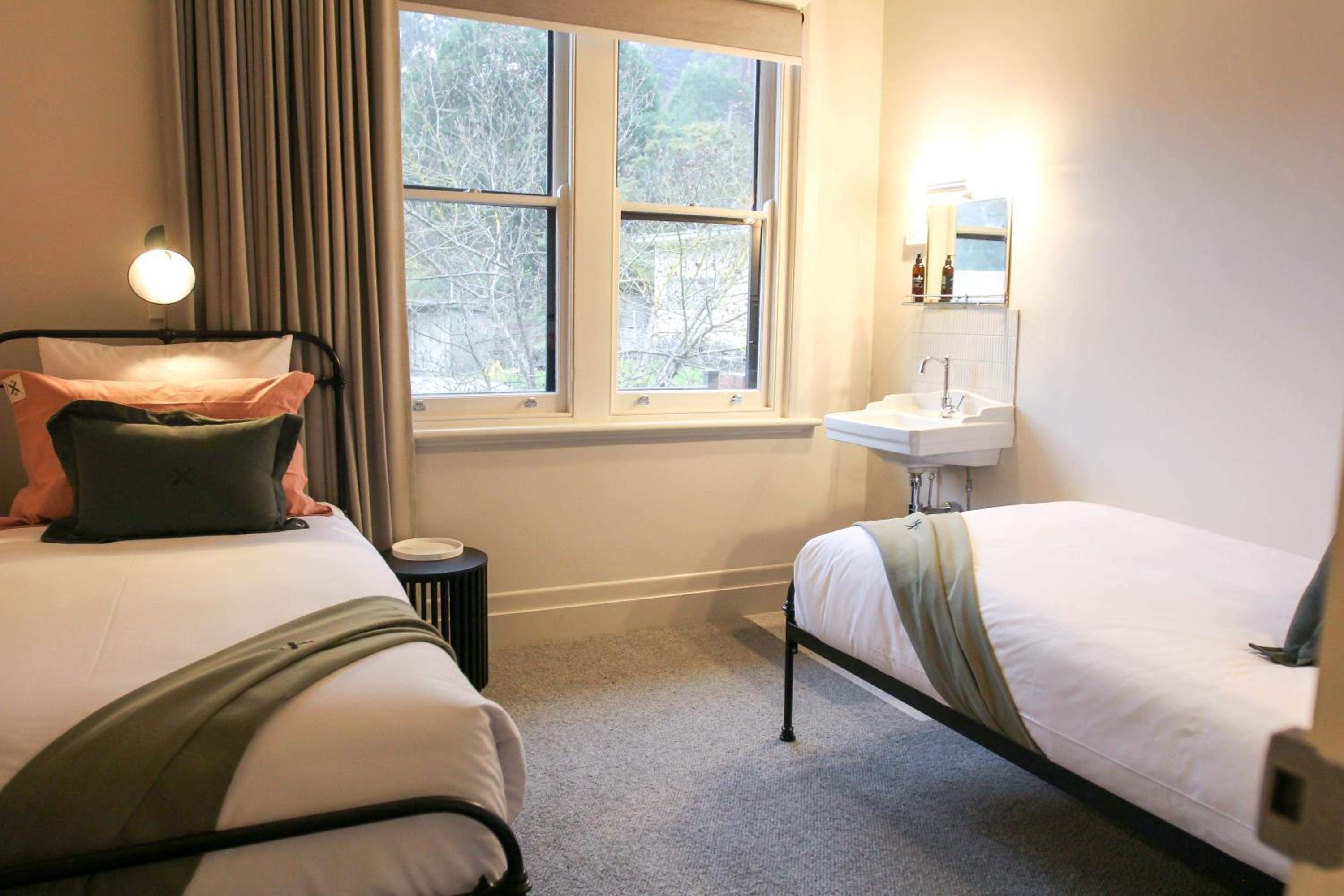 Economy Twin Room