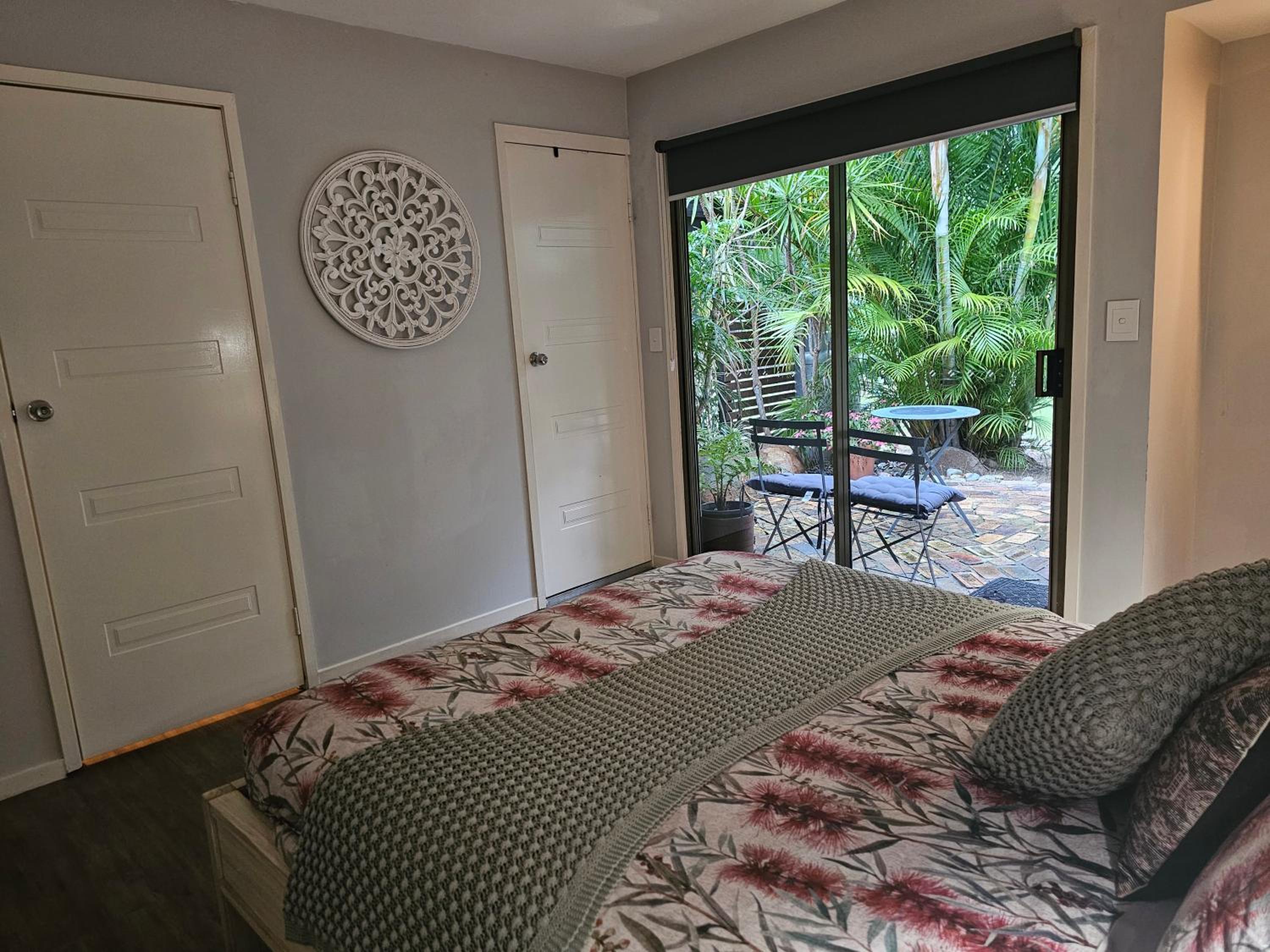 Deluxe Queen Suite