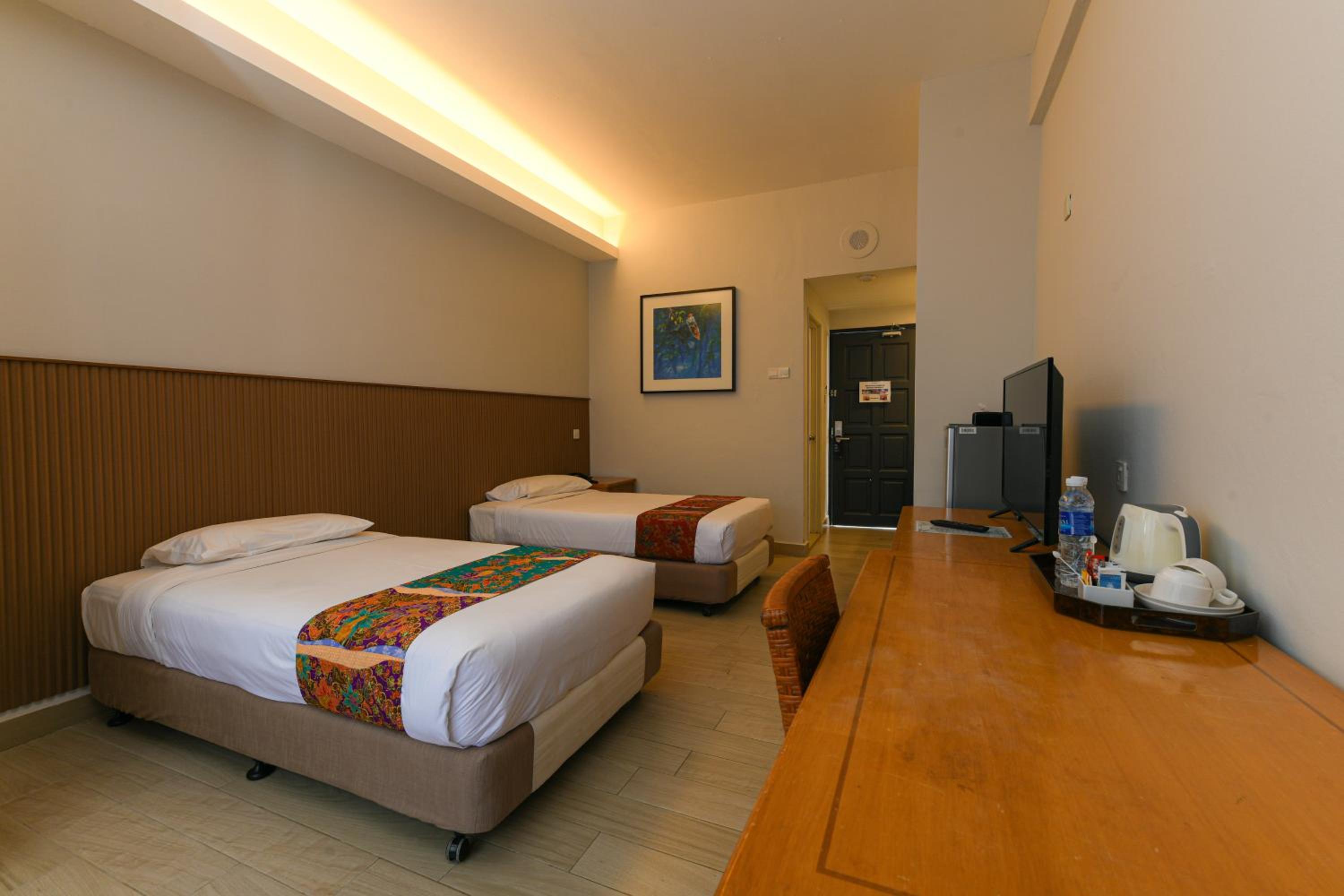 Twin Room With Garden View - Photo 4