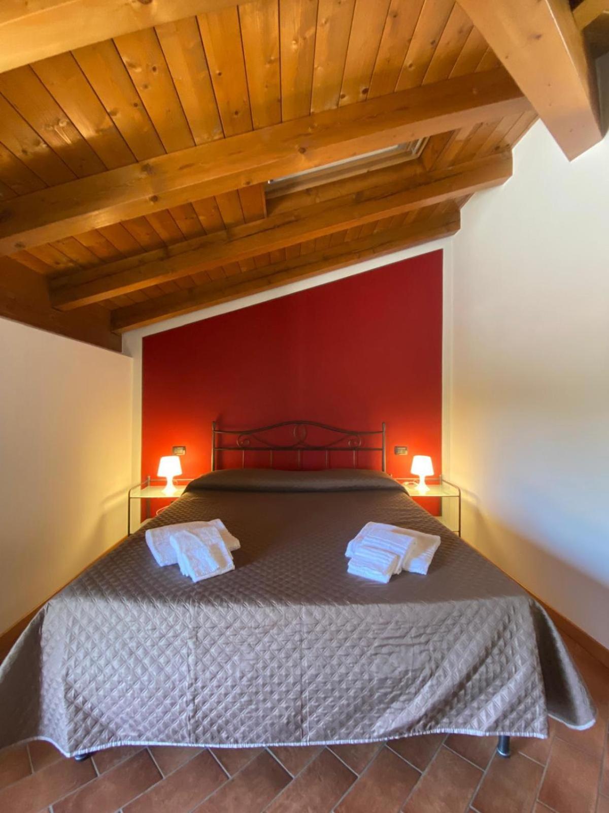 Double Room with Private Bathroom photo 1