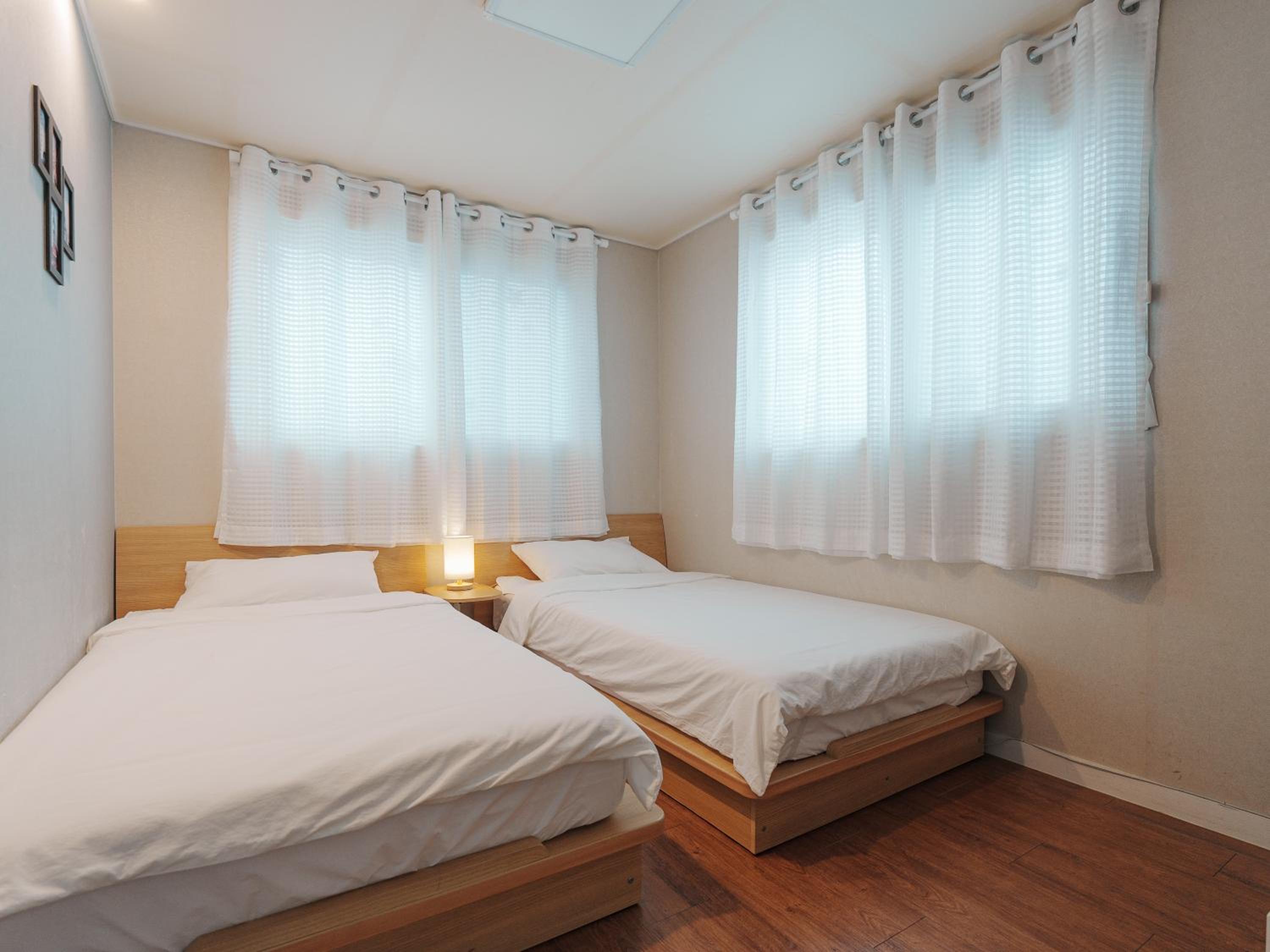 Twin Room with Private Bathroom