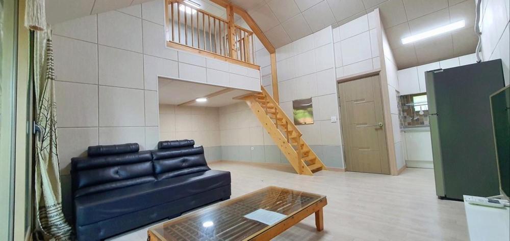 Family Room photo 2
