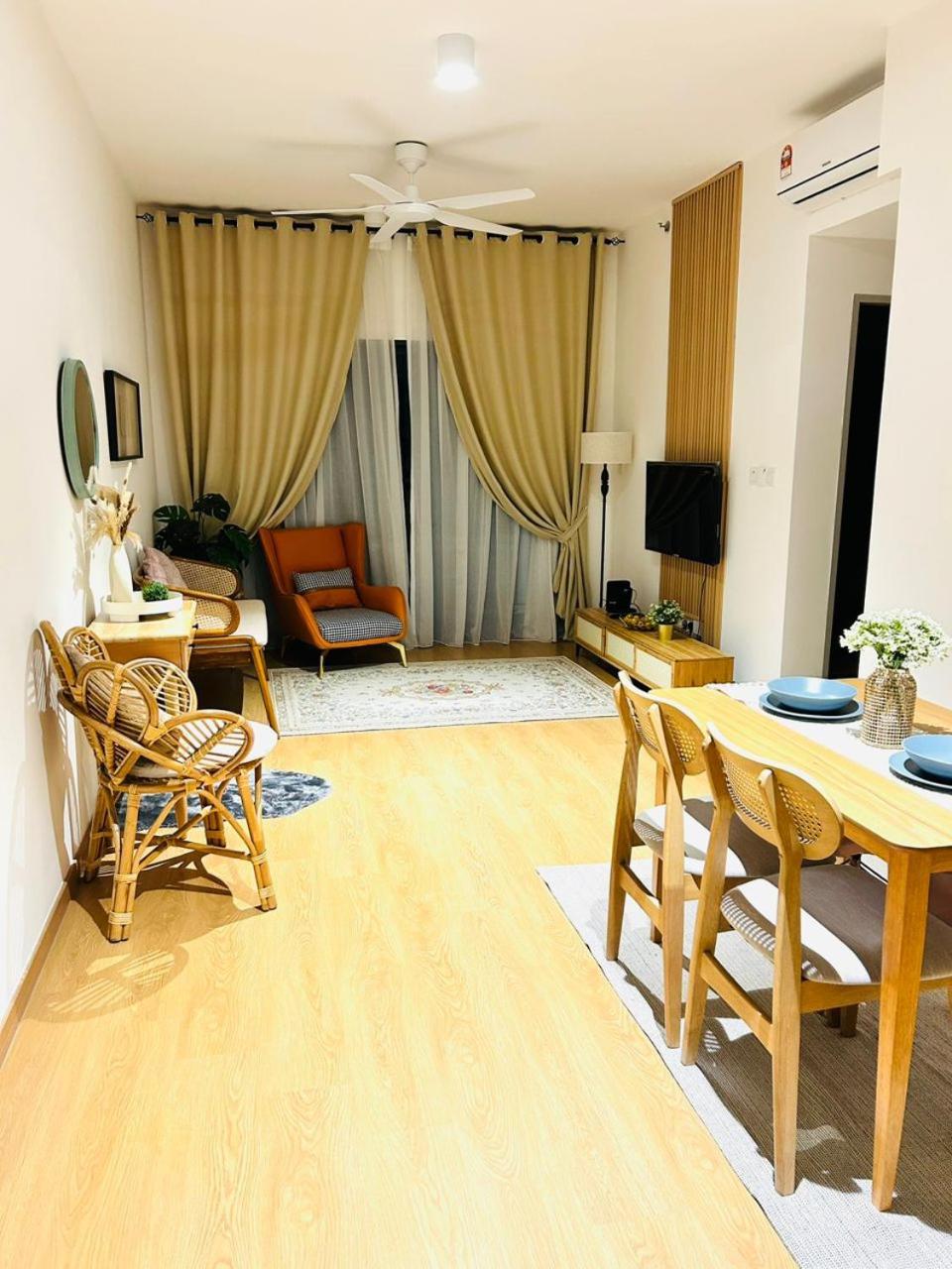 Two-Bedroom Apartment photo 2
