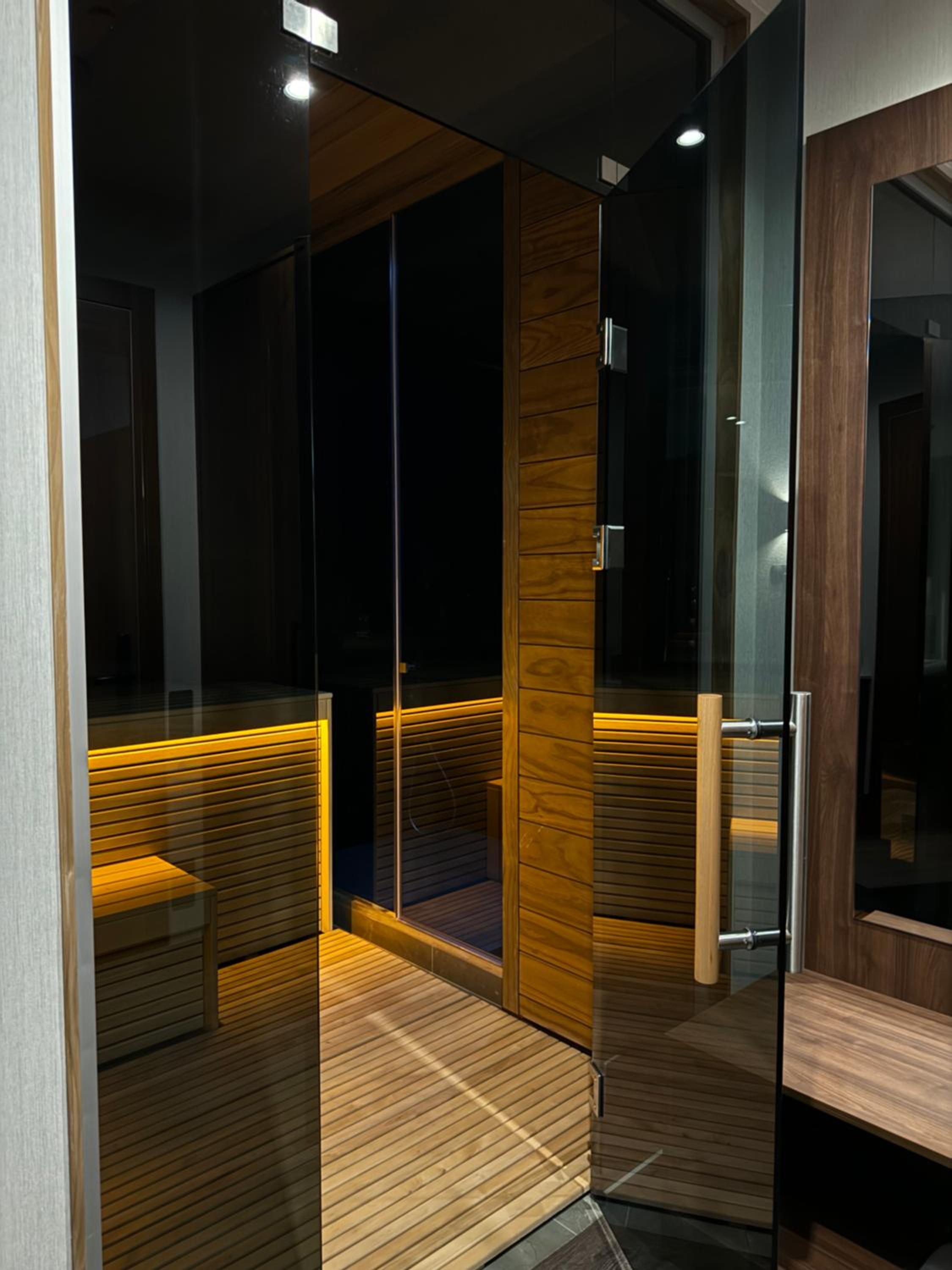 Suite with City View photo 2