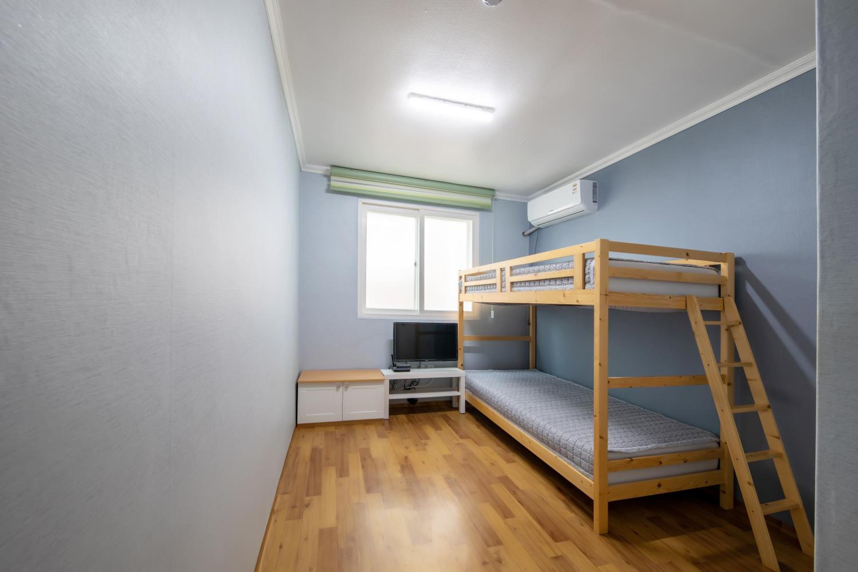 Double Room - Photo 4
