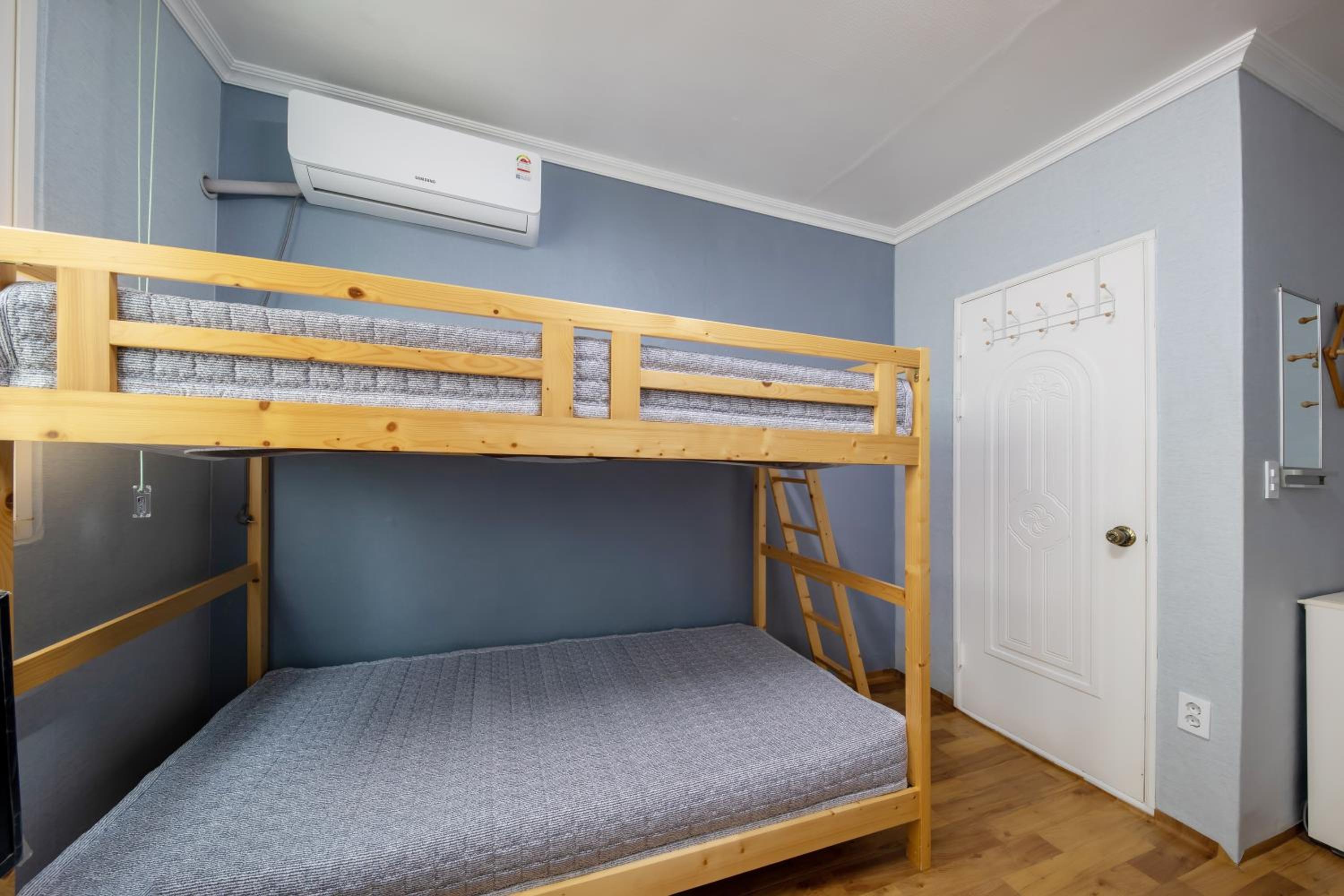 Double Room - Photo 7