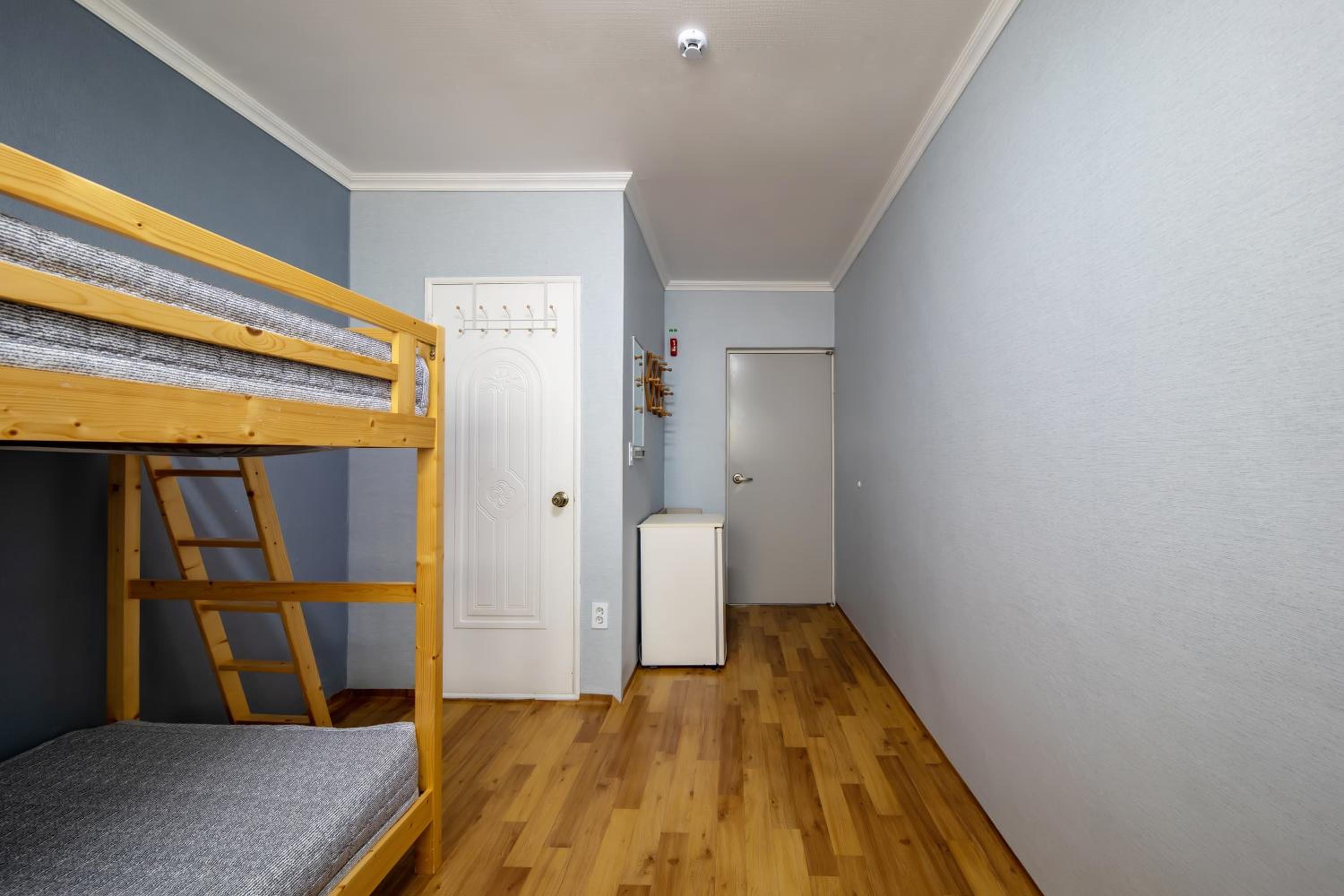 Double Room - Photo 6