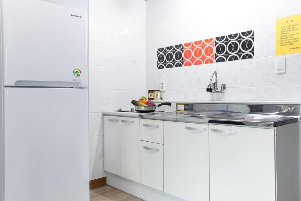 Double Room 3 photo 2